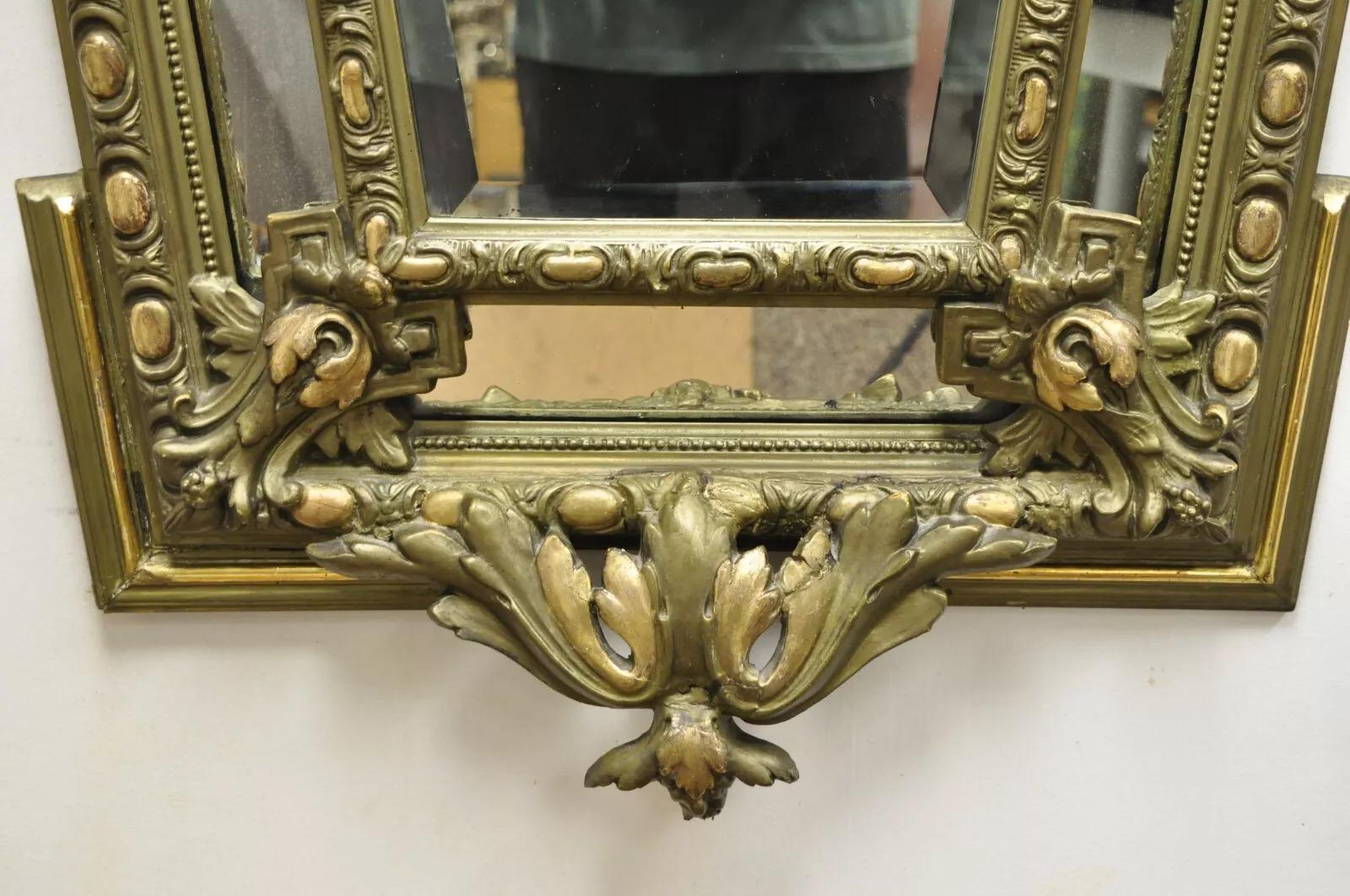 Antique French Renaissance Baroque Carved Giltwood Gesso Wall Mirror with Face In Good Condition For Sale In Philadelphia, PA