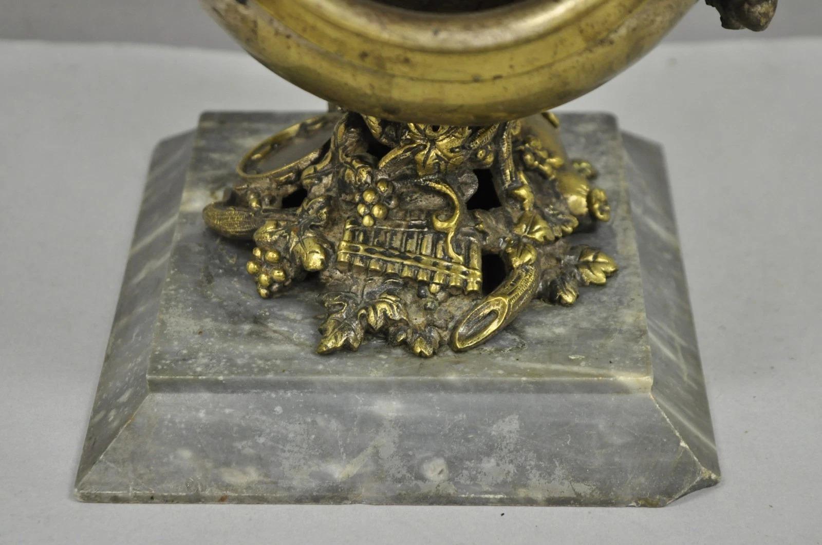 Antique French Renaissance Bronze Figural Game Hunting Lion Desk Table Lamp For Sale 3