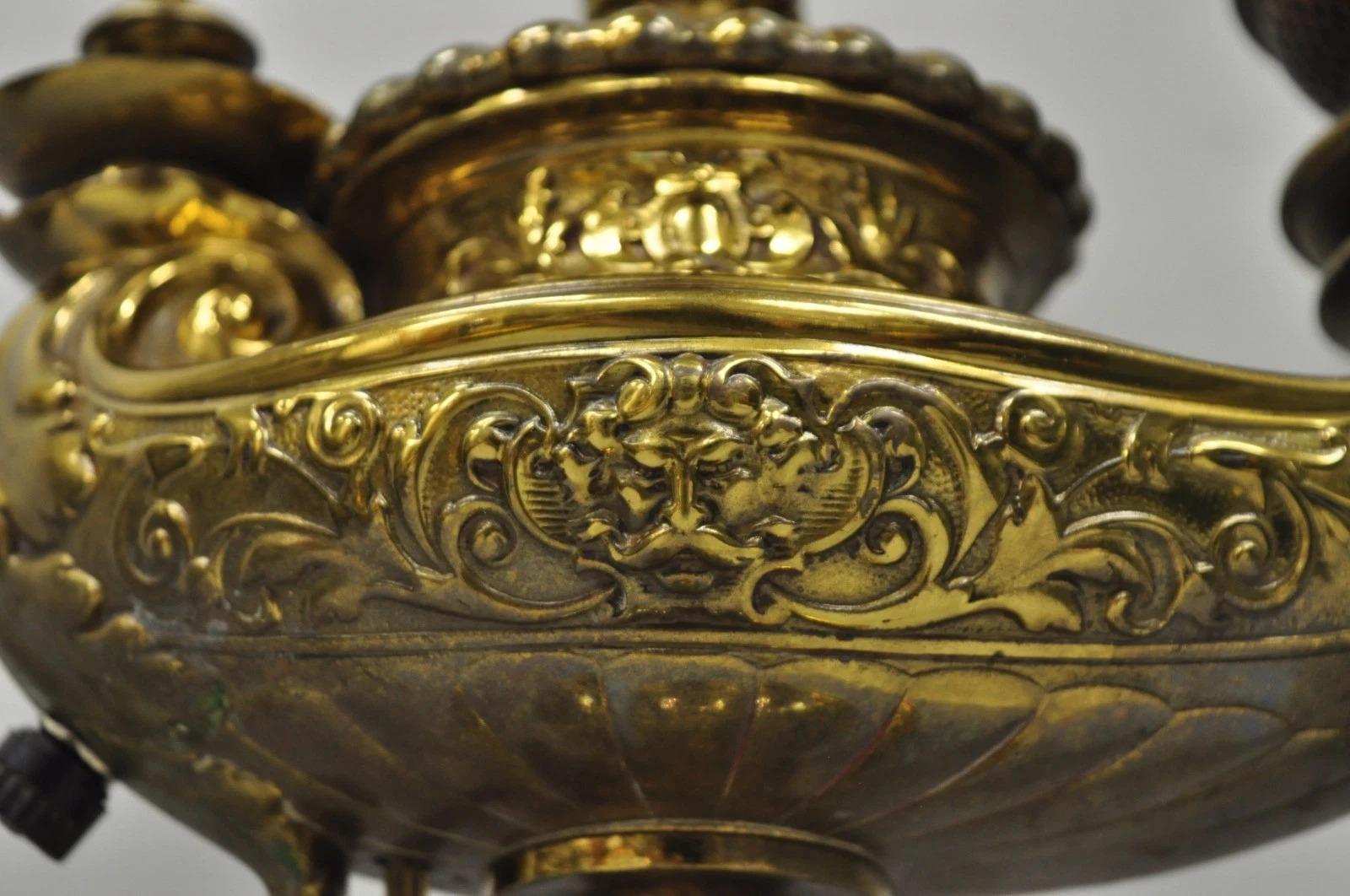Antique French Renaissance Bronze Gone With The Wind Genie Lantern Student Lamp In Good Condition For Sale In Philadelphia, PA