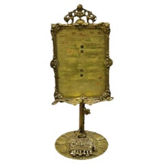Antiquité French Renaissance Bronze Petit Agneau de Dieu Catholique 7 Sceaux Cadre d'Autel