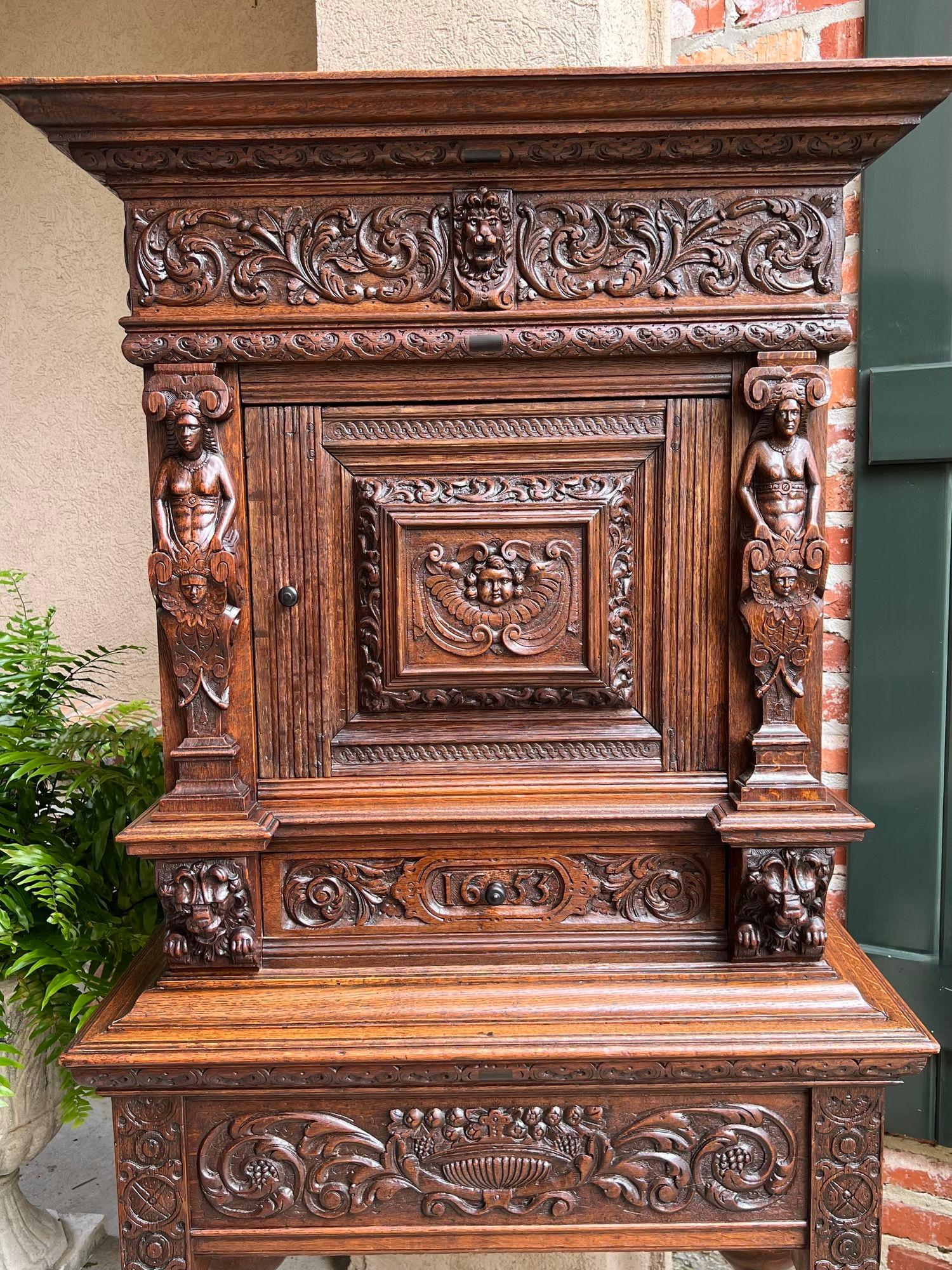 Antique French Renaissance Cabinet Server Carved Oak Bookcase Sideboard c1880 In Good Condition In Shreveport, LA