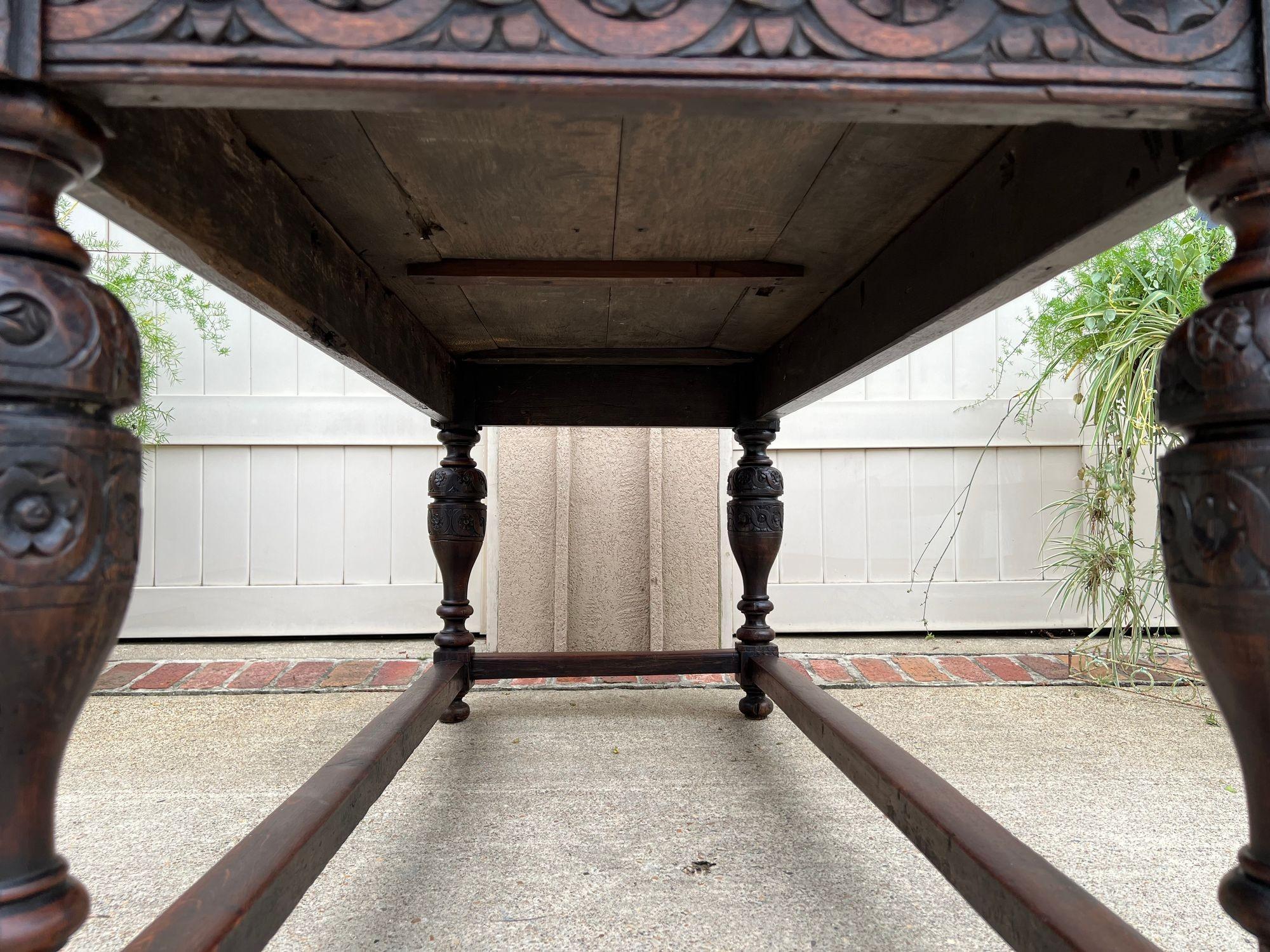 Antique French Renaissance Sculptée Oak Library Center Table Console Island c1880 en vente 4