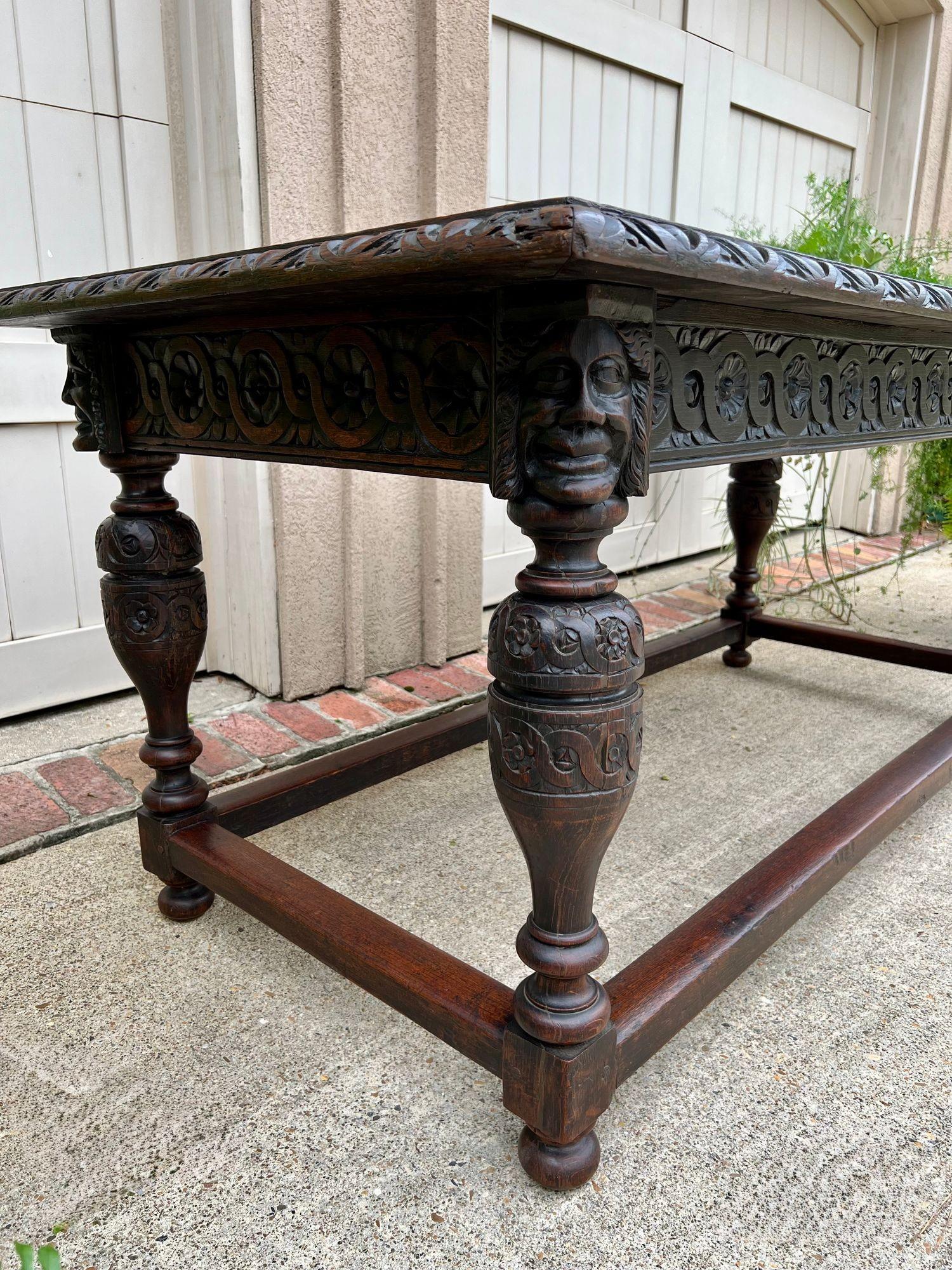 Antique French Renaissance Sculptée Oak Library Center Table Console Island c1880 en vente 8