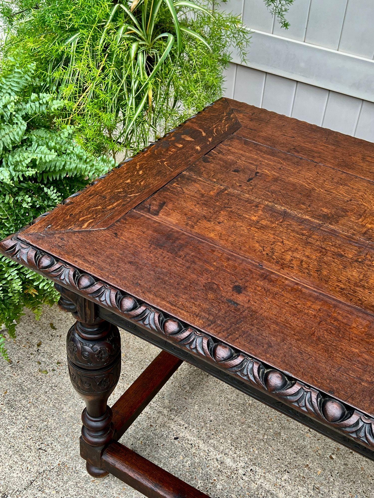 Antique French Renaissance Sculptée Oak Library Center Table Console Island c1880 en vente 10