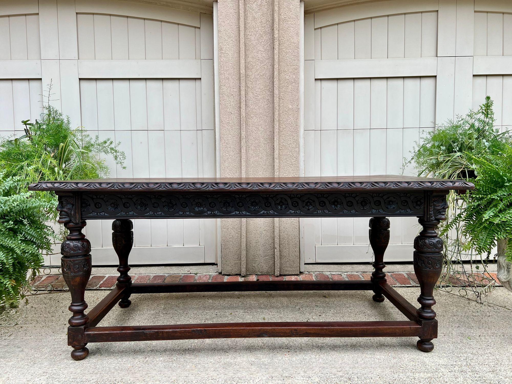 Français Antique French Renaissance Sculptée Oak Library Center Table Console Island c1880 en vente