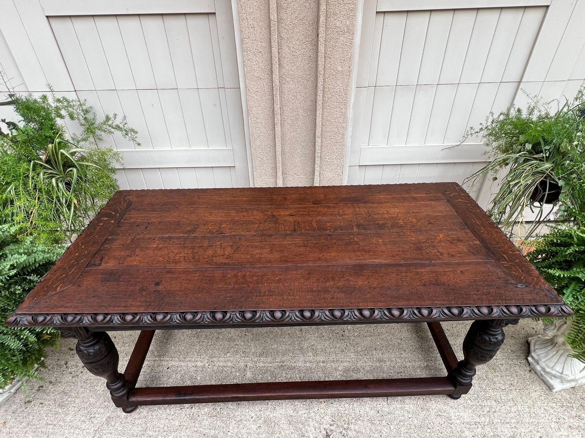 Sculpté à la main Antique French Renaissance Sculptée Oak Library Center Table Console Island c1880 en vente