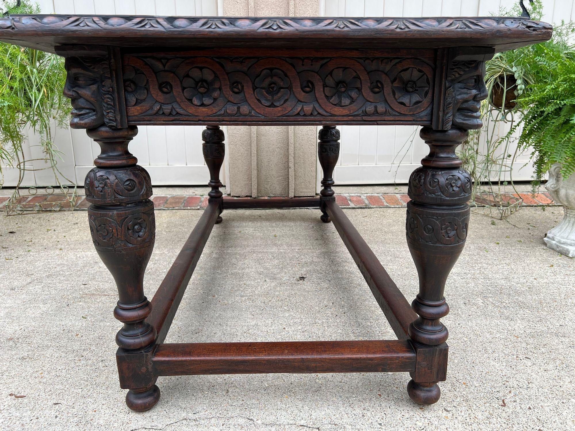 Chêne Antique French Renaissance Sculptée Oak Library Center Table Console Island c1880 en vente