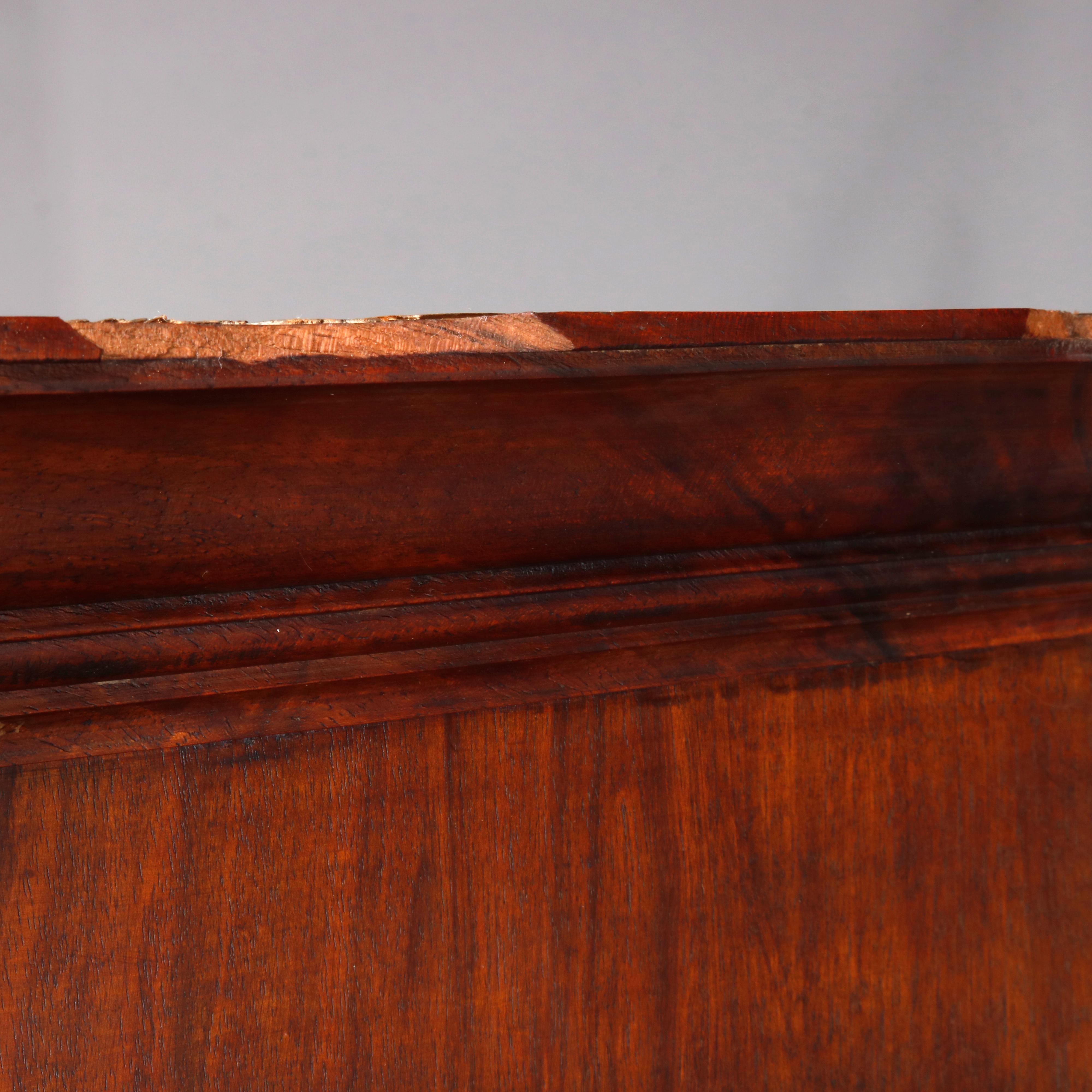 Antiker französischer Renaissance-Schrank aus geschnitztem Nussbaumholz mit Fackeln, 19. Jahrhundert im Angebot 11
