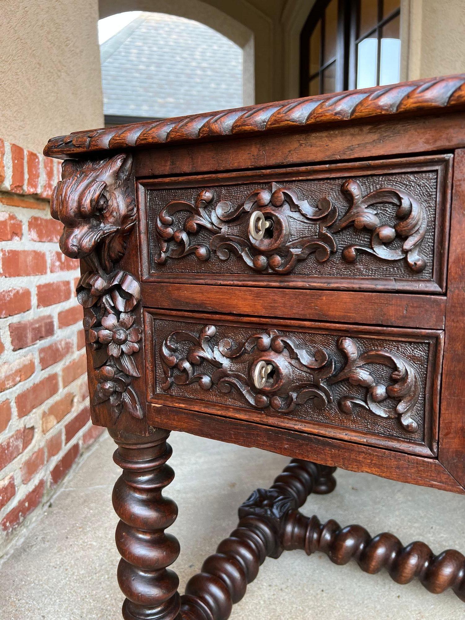 Antique French Renaissance Desk Carved Oak Barley Twist Office Library Table In Good Condition In Shreveport, LA