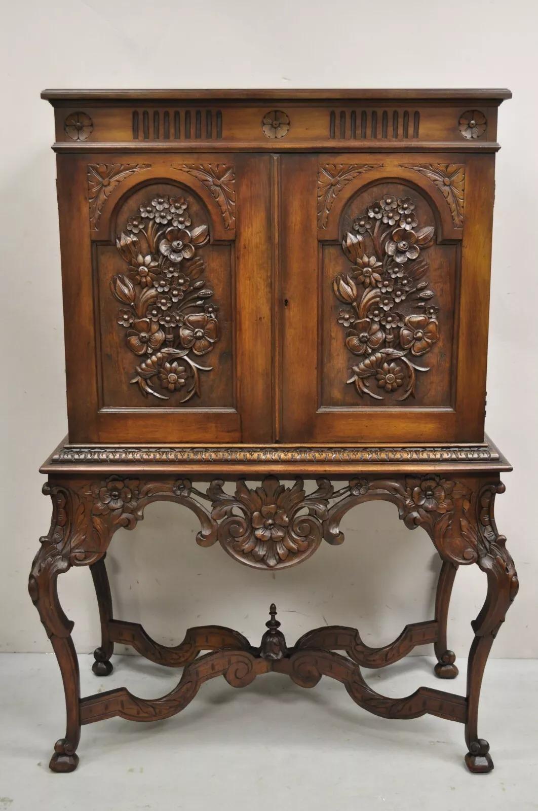 Antique French Renaissance Flower Carved Walnut China Cabinet Radio Bar Cabinet For Sale 11