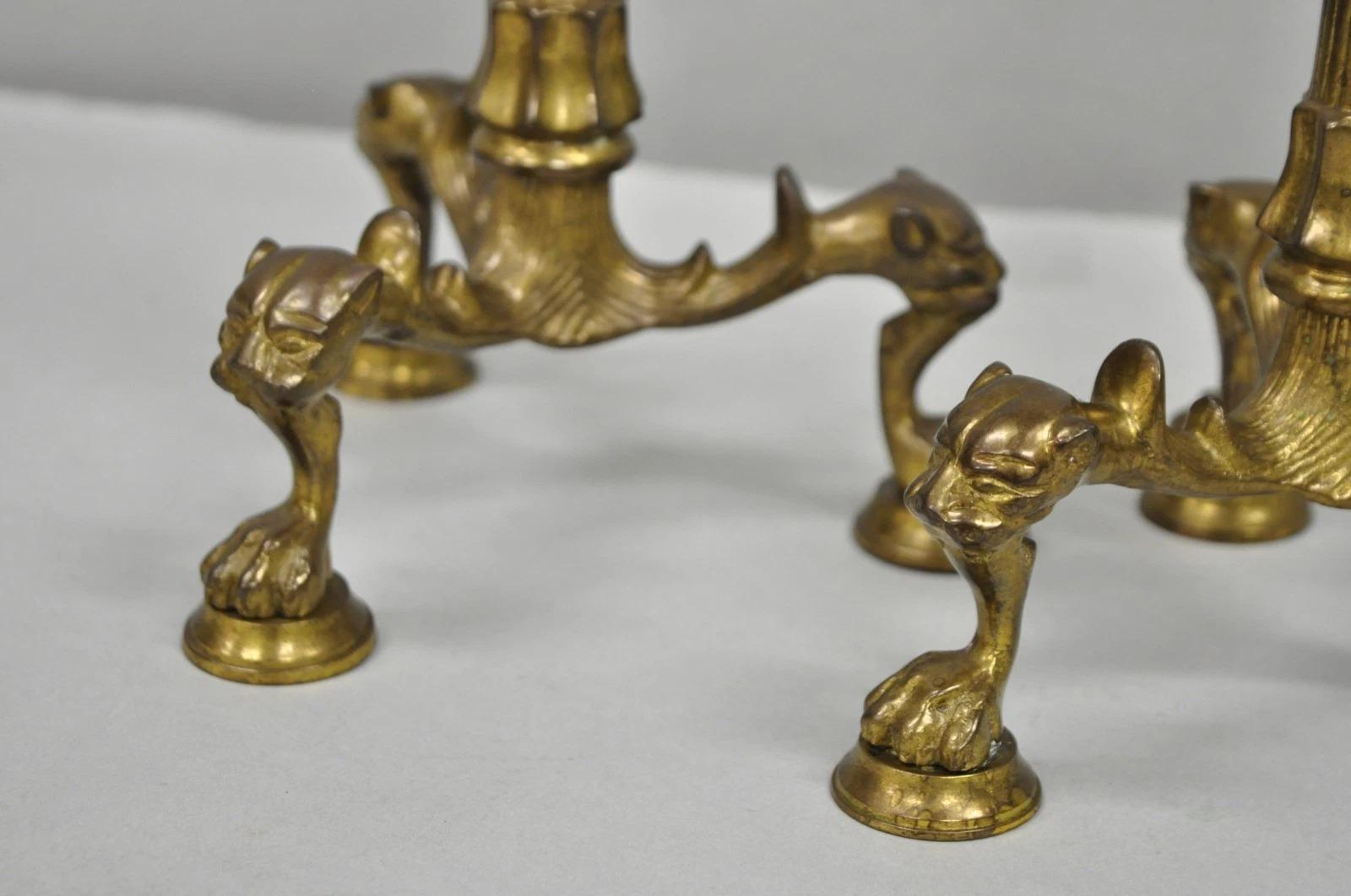 Antique Renaissance gothique française Figural Brass 16