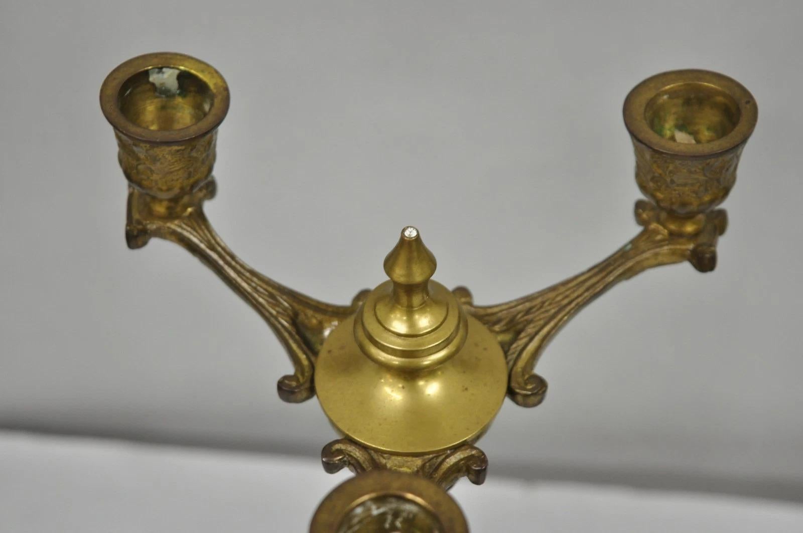 20ième siècle Antique Renaissance gothique française Figural Brass 16