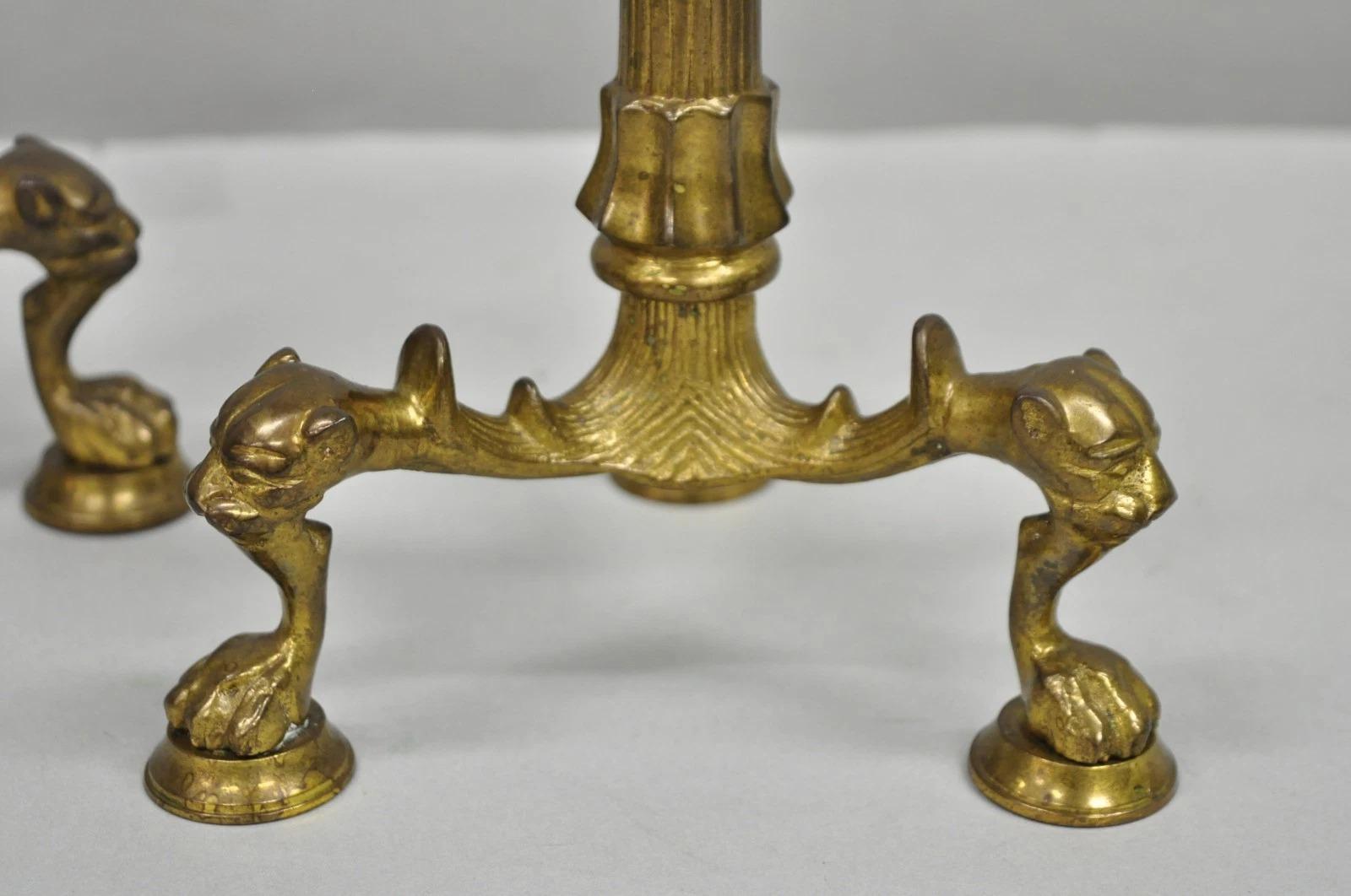 Antique Renaissance gothique française Figural Brass 16