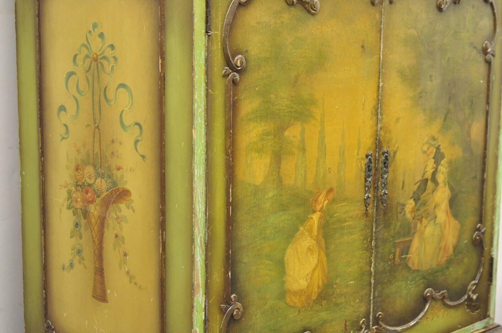 Antike French Renaissance Grün Distress Painted Radio Cabinet Bar Cupboard im Angebot 5