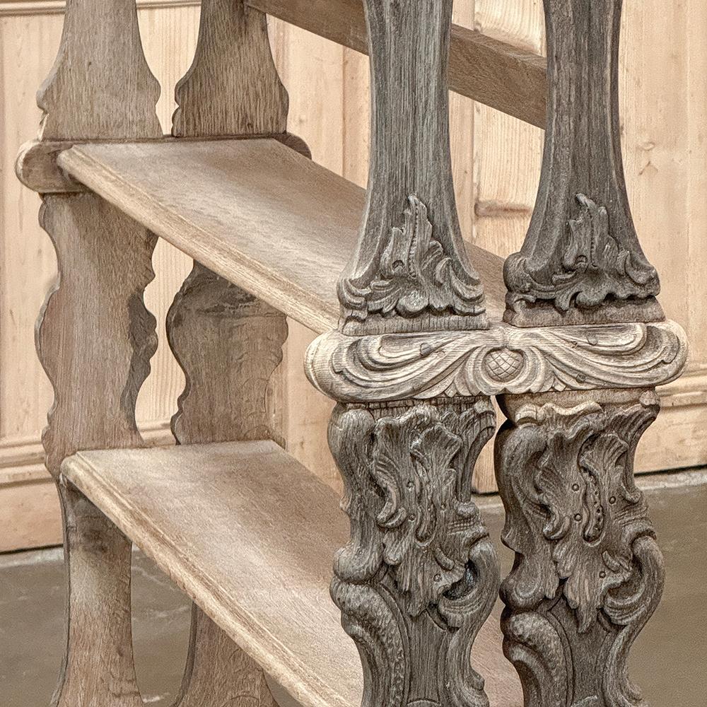 Antique French Renaissance Open Bookcase in Stripped Oak in vendita 7
