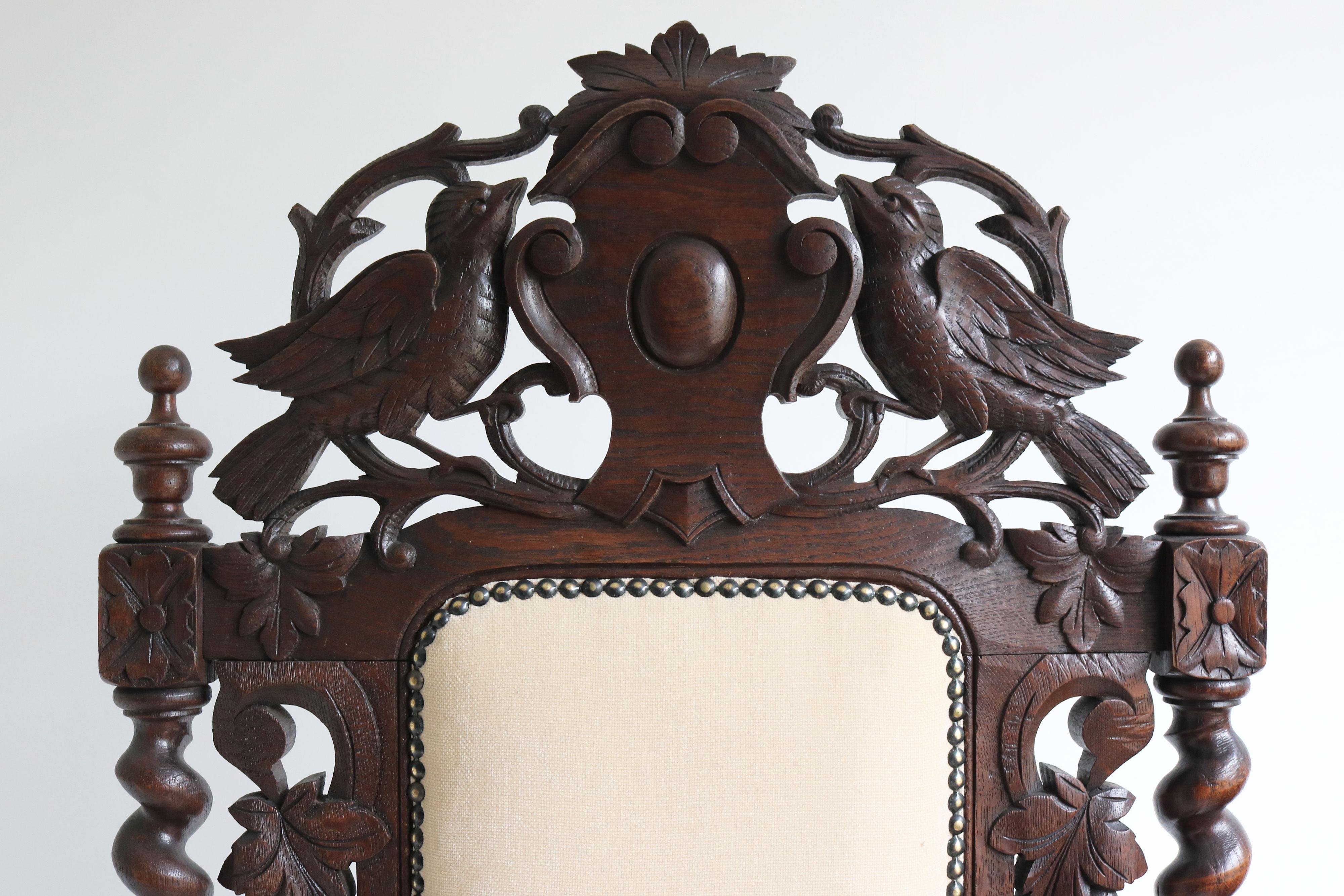 Neorinascimentale Antique French Renaissance Revival Arm chair / Throne Chair caccia d'orzo ritorto in vendita