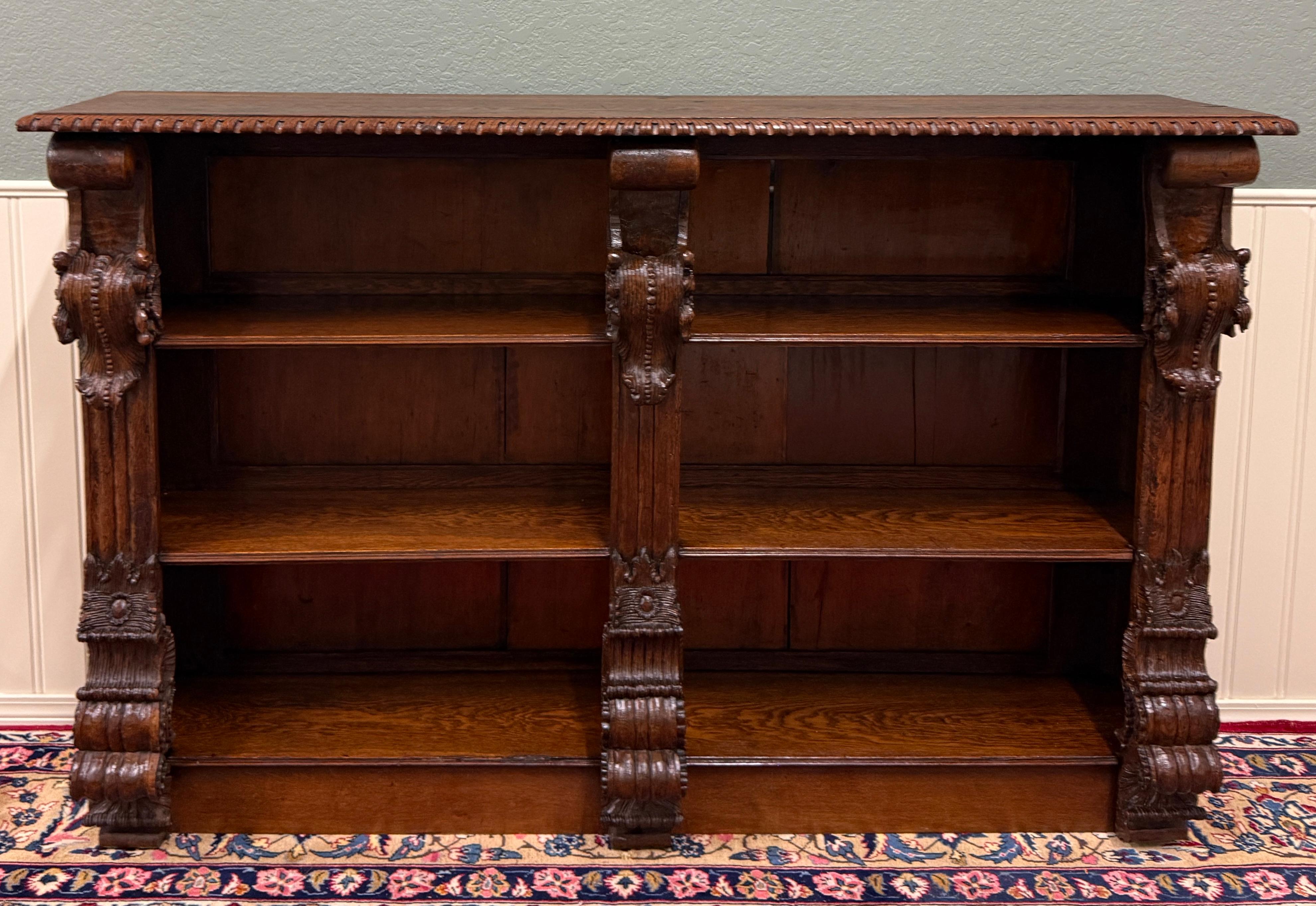 Français Antique French Renaissance Revival Open Bookcase Cabinet Bookshelf Oak c. 19th C en vente