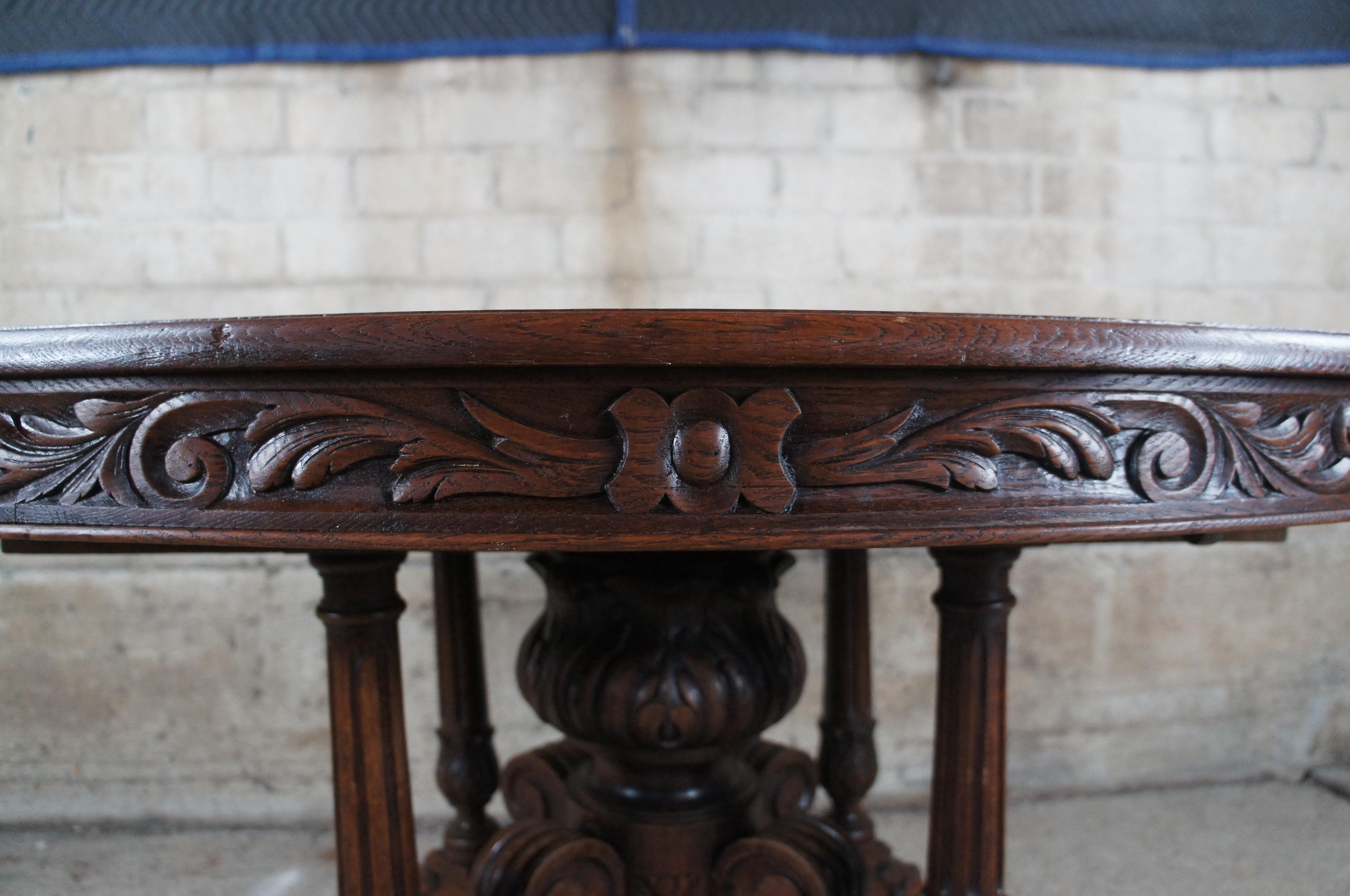 Antiker französischer Renaissance-Revival-Ess- oder Jagdtisch aus geschnitzter Eiche (20. Jahrhundert) im Angebot
