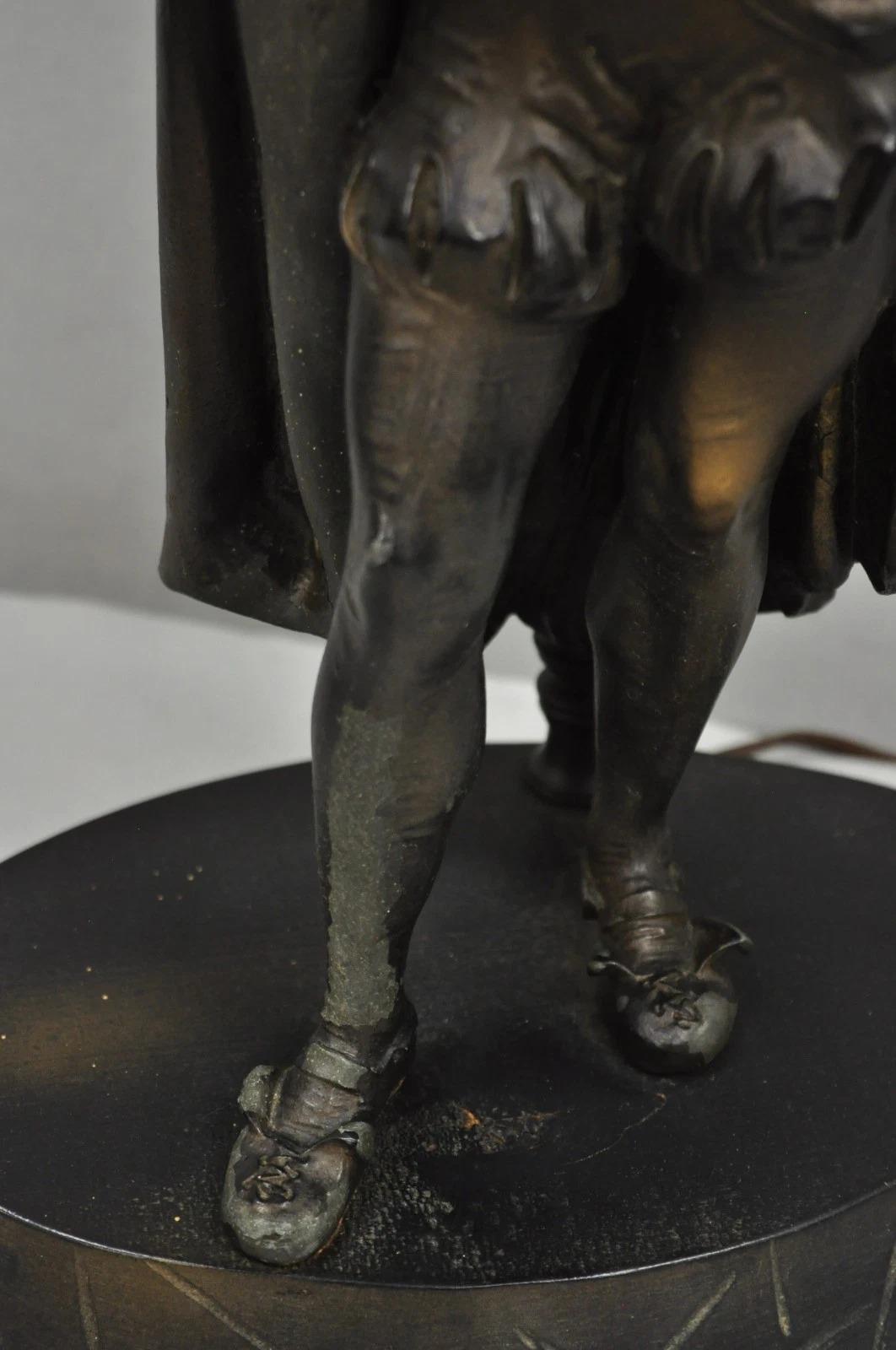 Antique French Renaissance Spelter Metal Statue of Cardinal Mazarin Table Lamp In condizioni buone in vendita a Philadelphia, PA