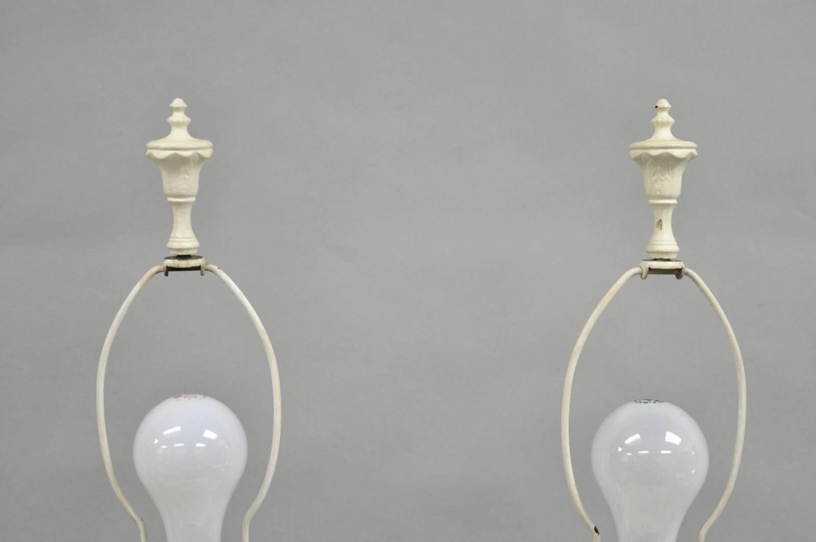Antique French Renaissance Lampes de table 