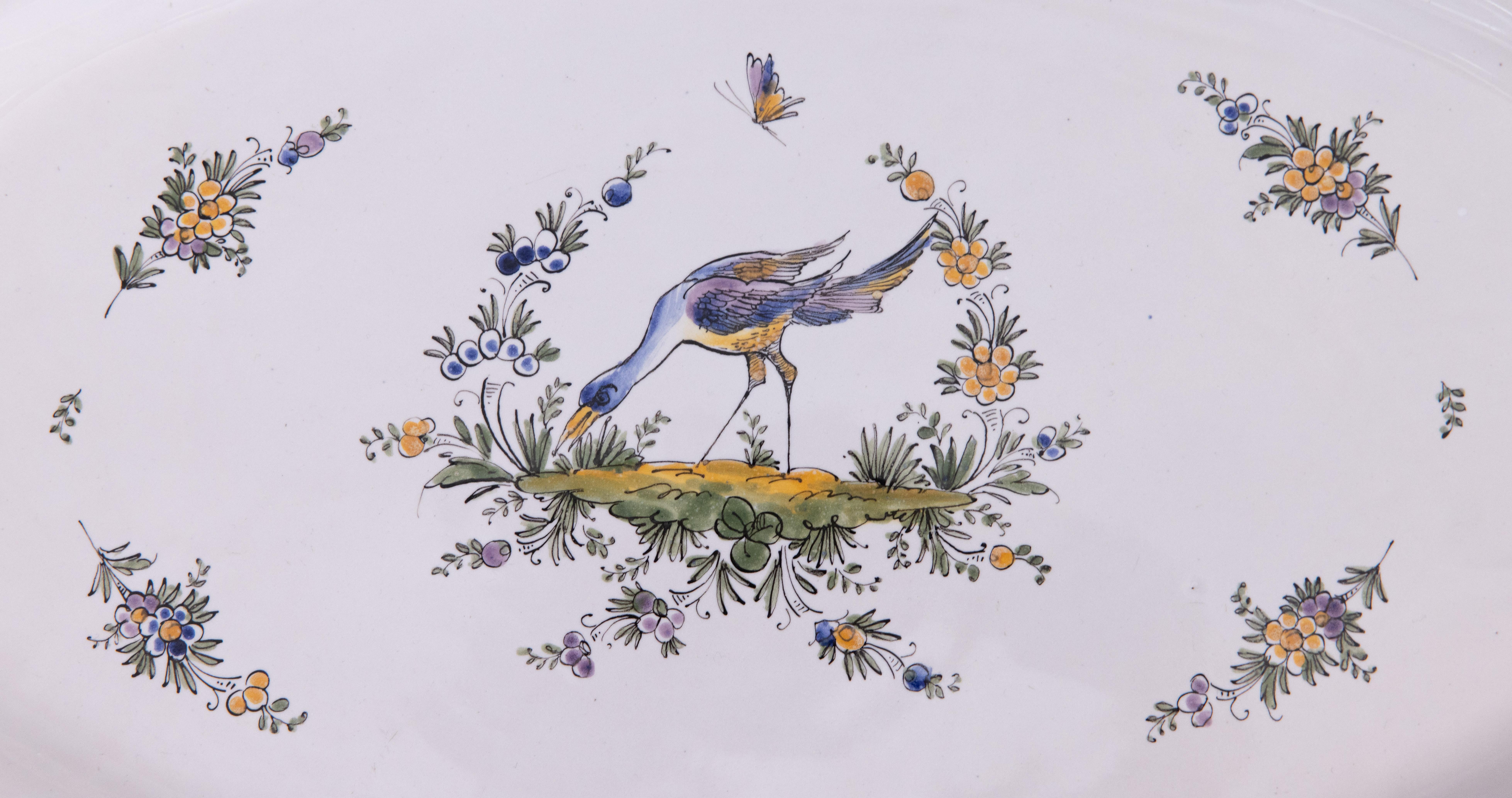 Antique French Renoleau Faience Pear Lidded Bird Soup Tureen With Platter (zuppiera per uccelli con coperchio) in vendita 9