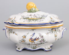 Antique French Renoleau Fayence Birne Deckel Vogel Suppenterrine mit Servierplatte