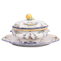 Antique French Renoleau Faience Pear Lidded Bird Soup Tureen With Platter (zuppiera per uccelli con coperchio)