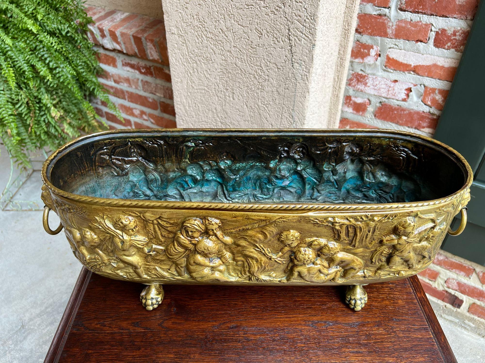 Antique French Repousse Brass Jardinière Oval Planter Renaissance Drink Server For Sale 7