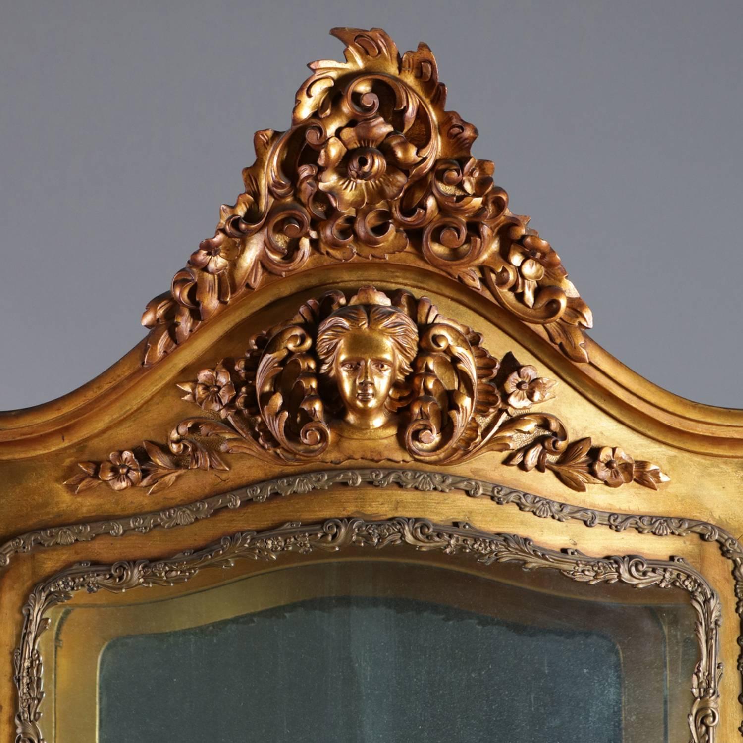 Antique French Rococo Bow Front Carved Giltwood and Ormolu Mirror Back Vitrine In Good Condition In Big Flats, NY