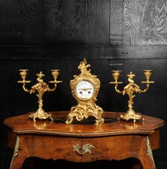 Ensemble d'horloges rocococo françaises anciennes de Louis Japy