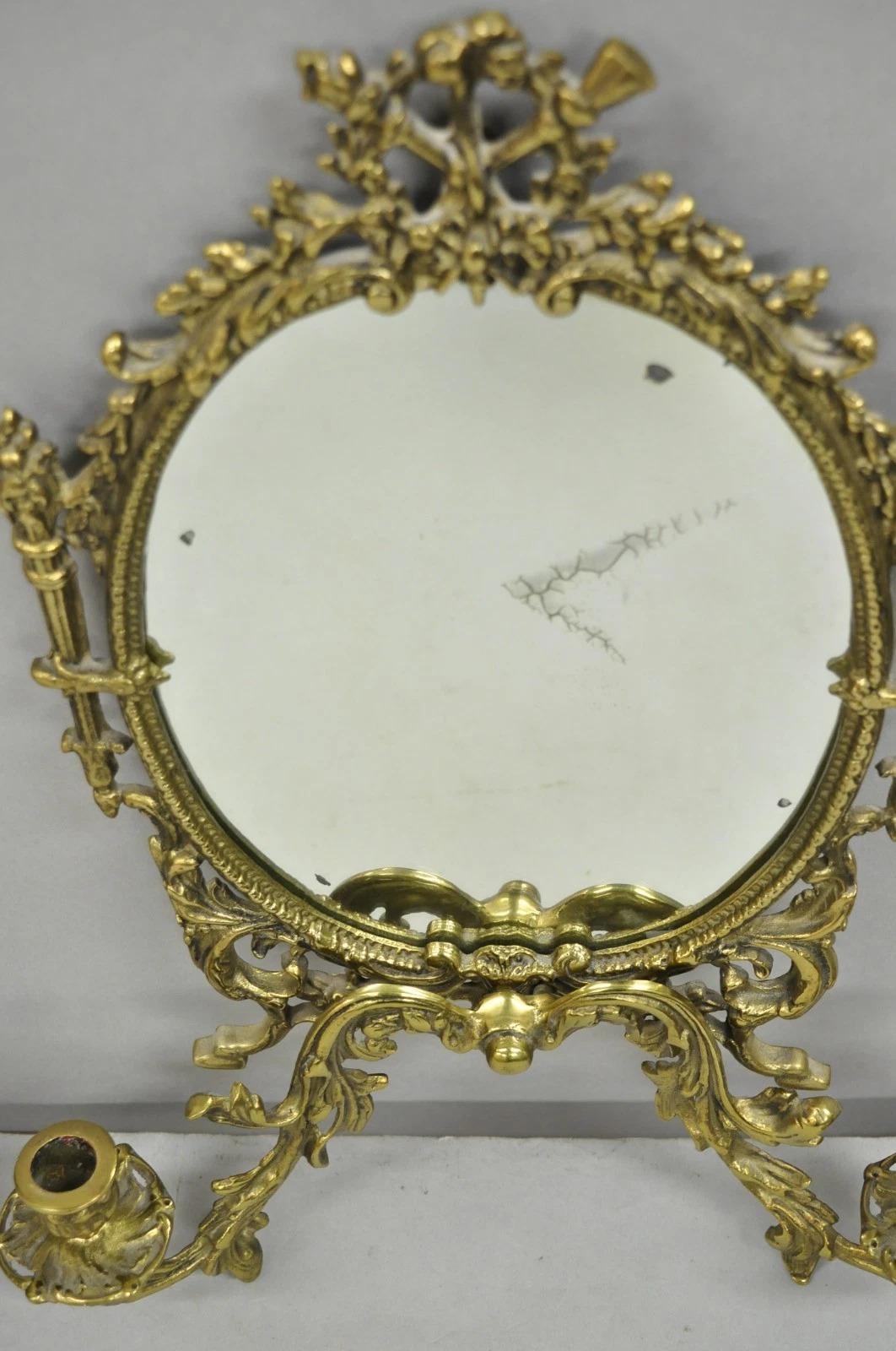Antique French Rococo Louis XV Brass Oval Mirror Candelabra Wall Sconces - Coppia in vendita 1
