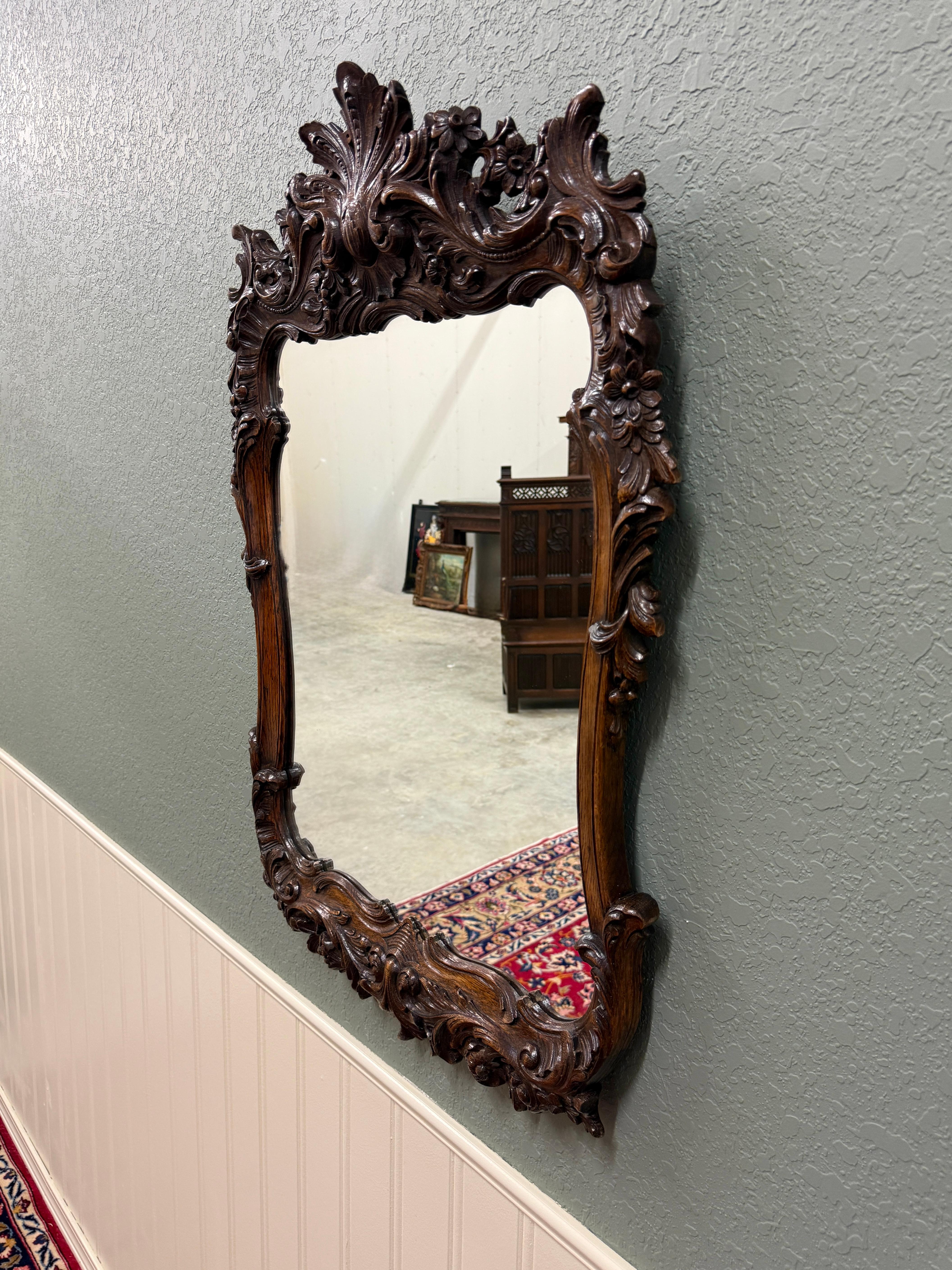 Antique French Rococo Mirror gerahmt Hanging Wall Mirror Rectangular Carved Oak im Angebot 6