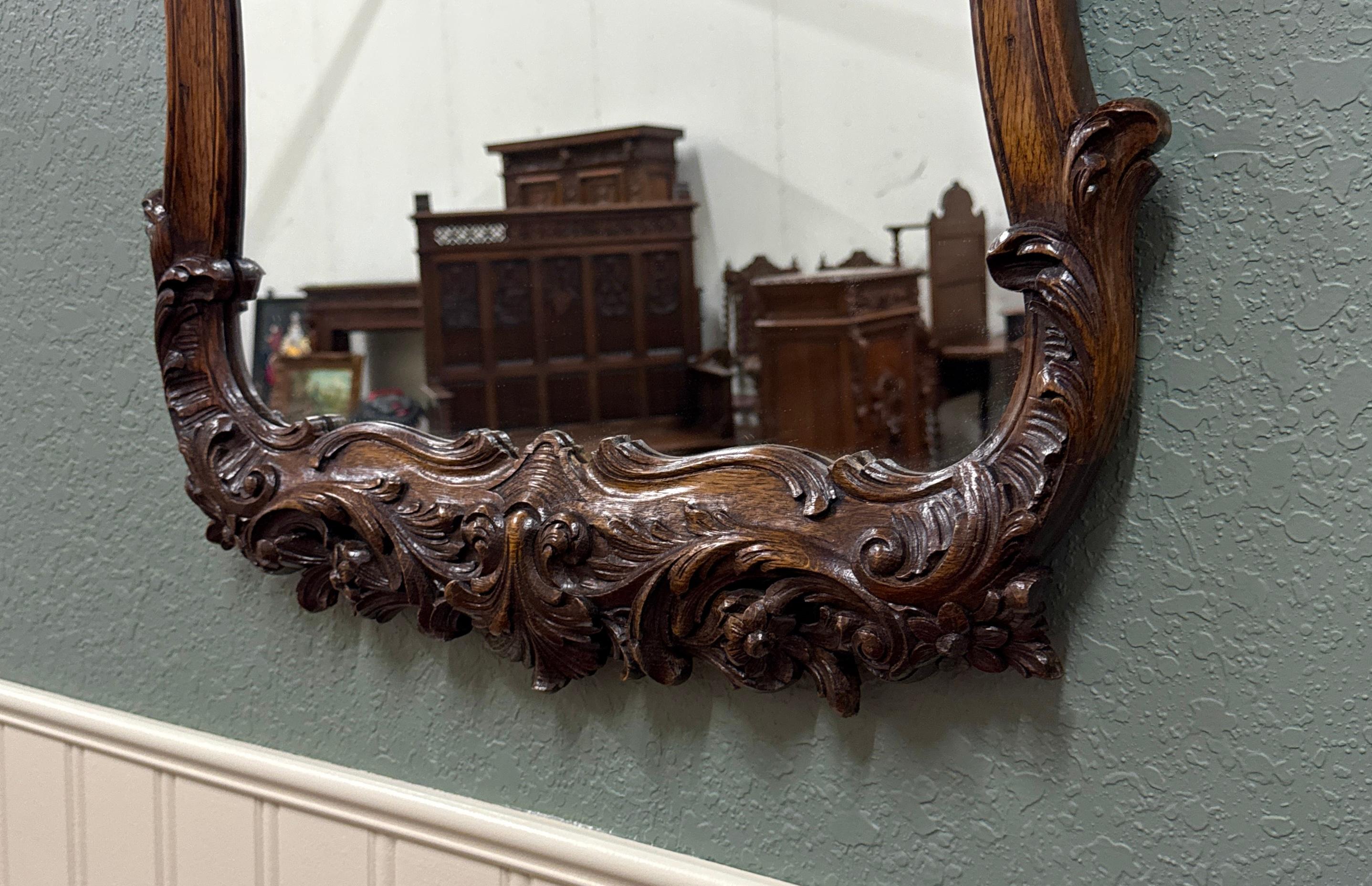 Antique French Rococo Mirror gerahmt Hanging Wall Mirror Rectangular Carved Oak im Angebot 9