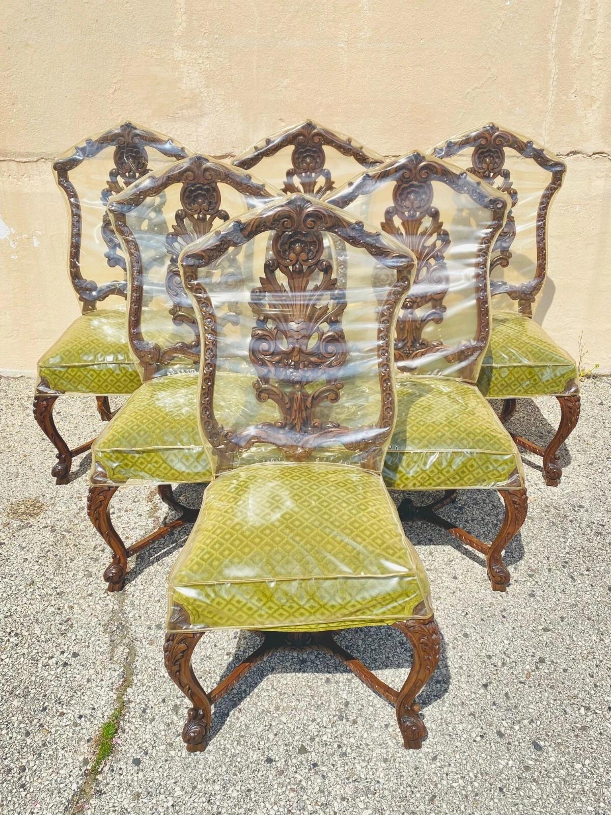 Antique French Rococo Revival Carved Walnut Dining Side Chairs - Set of 6 im Angebot 3