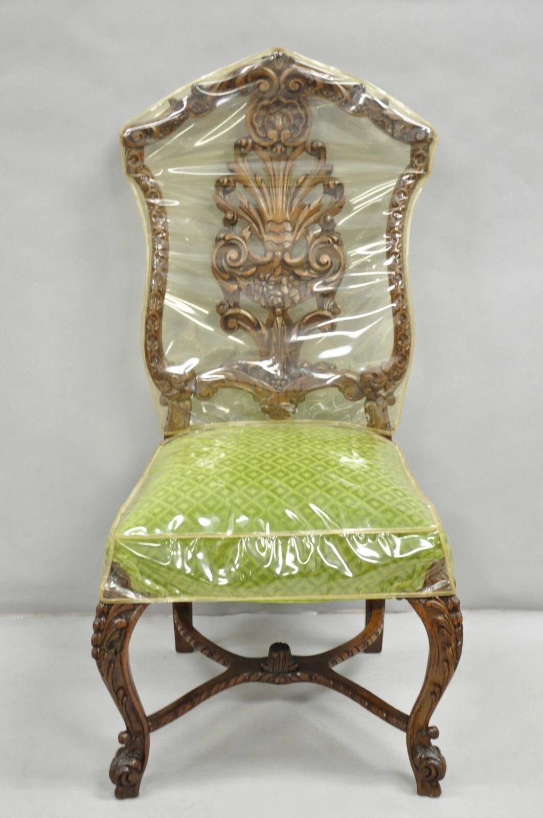 Antique French Rococo Revival Carved Walnut Dining Side Chairs - Set of 6 im Angebot 4