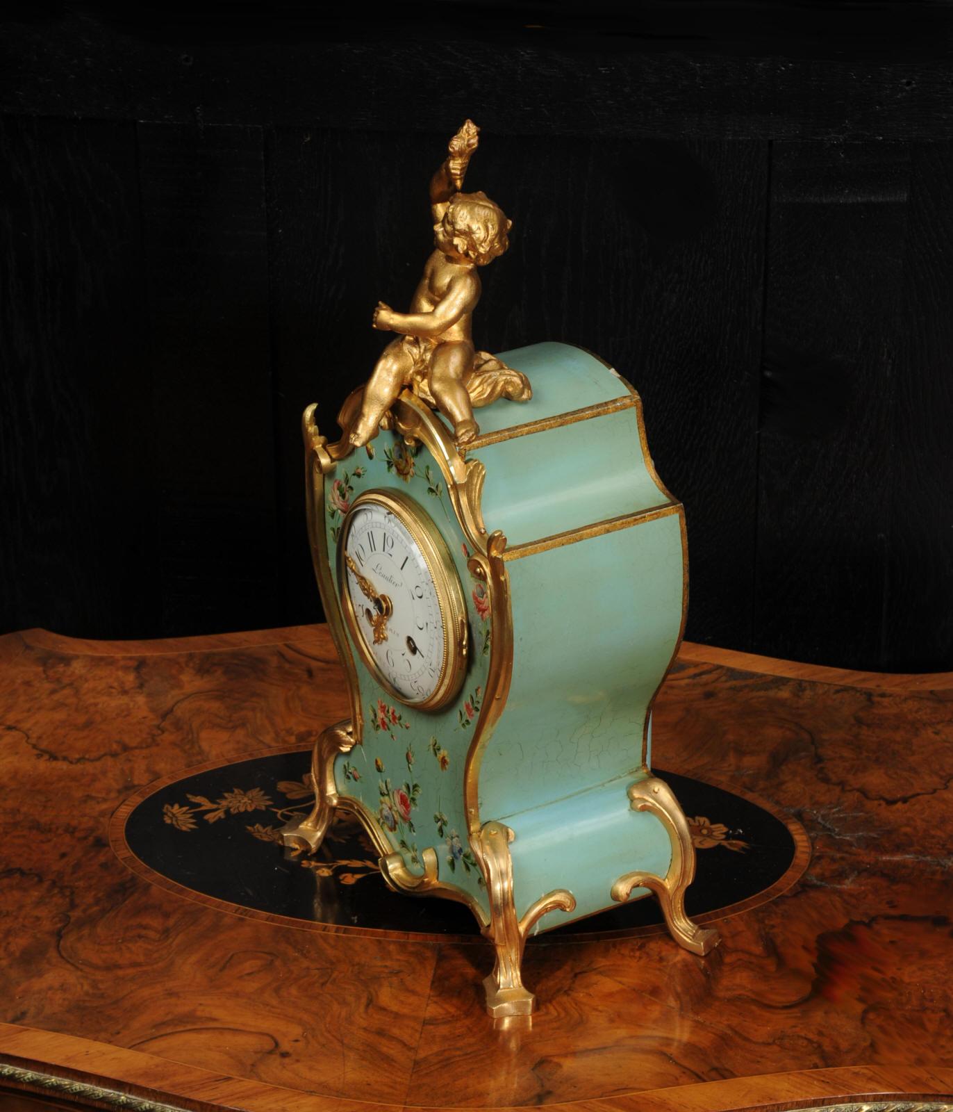 Horloge française ancienne rococo Vernis Martin laquée par Planchon -  Paris en vente 2