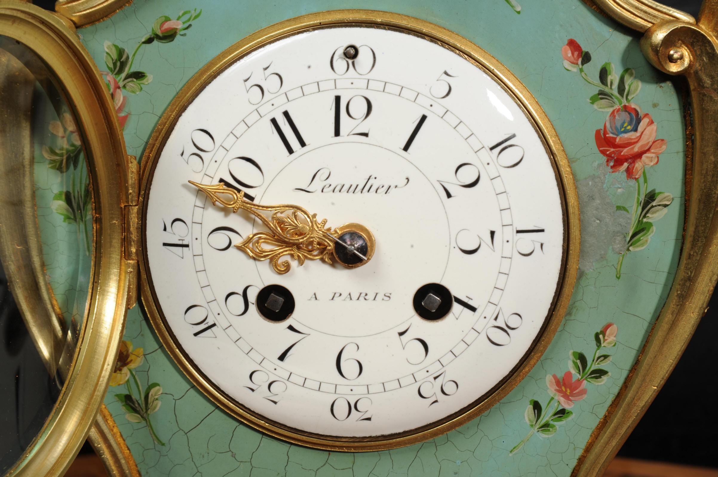 Horloge française ancienne rococo Vernis Martin laquée par Planchon -  Paris en vente 6