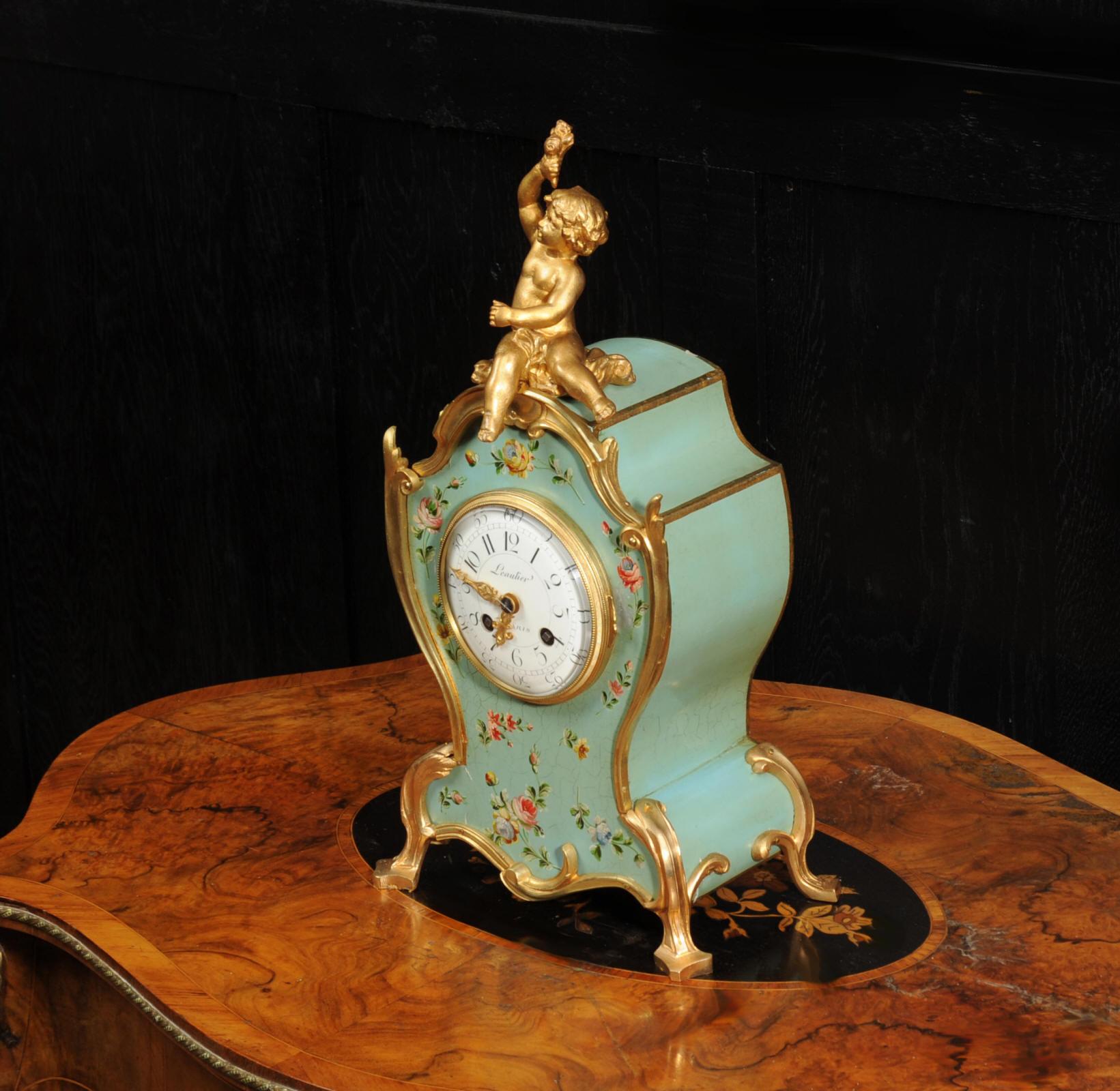 XIXe siècle Horloge française ancienne rococo Vernis Martin laquée par Planchon -  Paris en vente