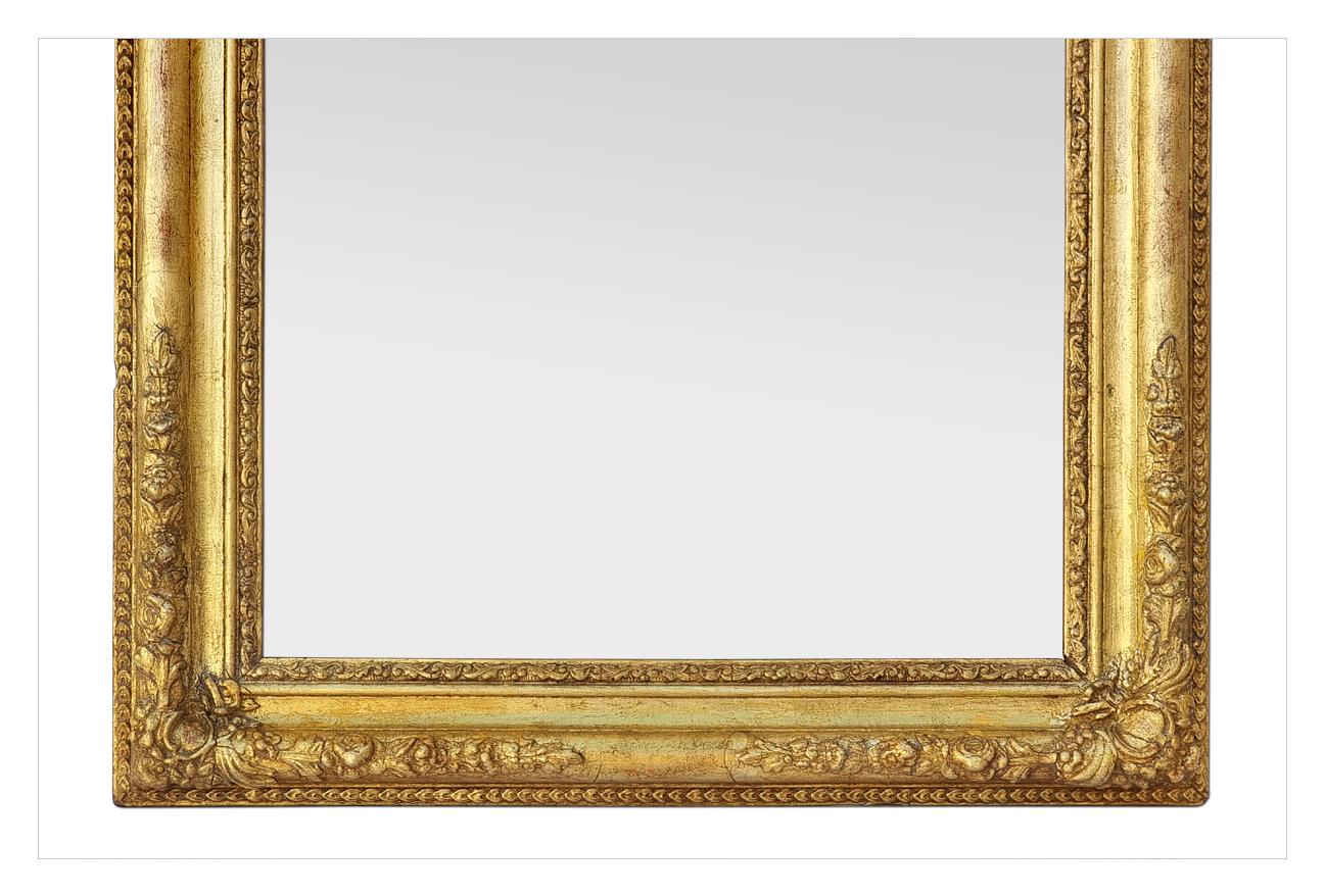 Mid-19th Century Antique French Romantic Period Giltwood Wall Mirror, circa 1830 For Sale