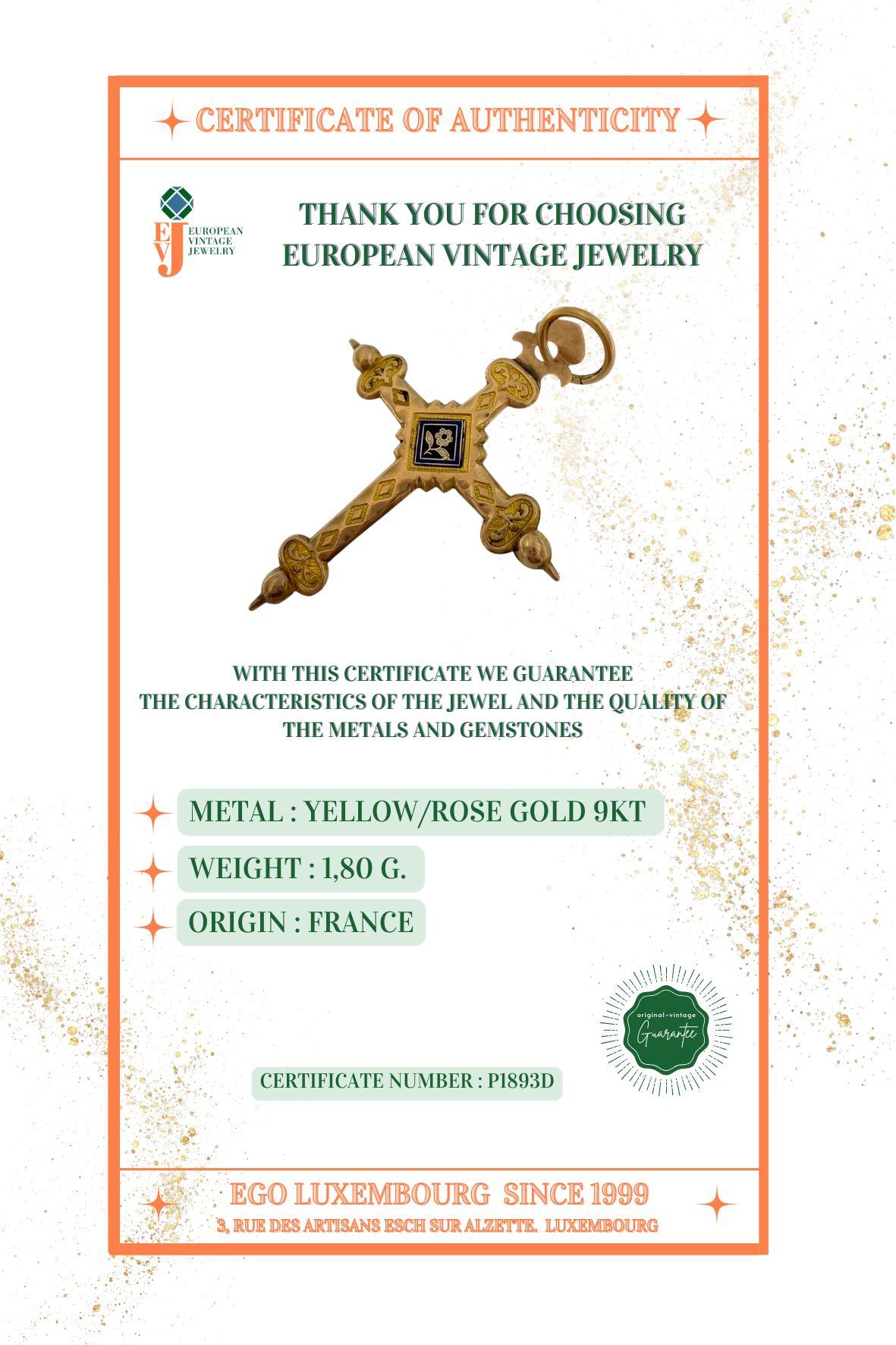 Antique French Rosa e Croce in oro giallo con smalto in vendita 3