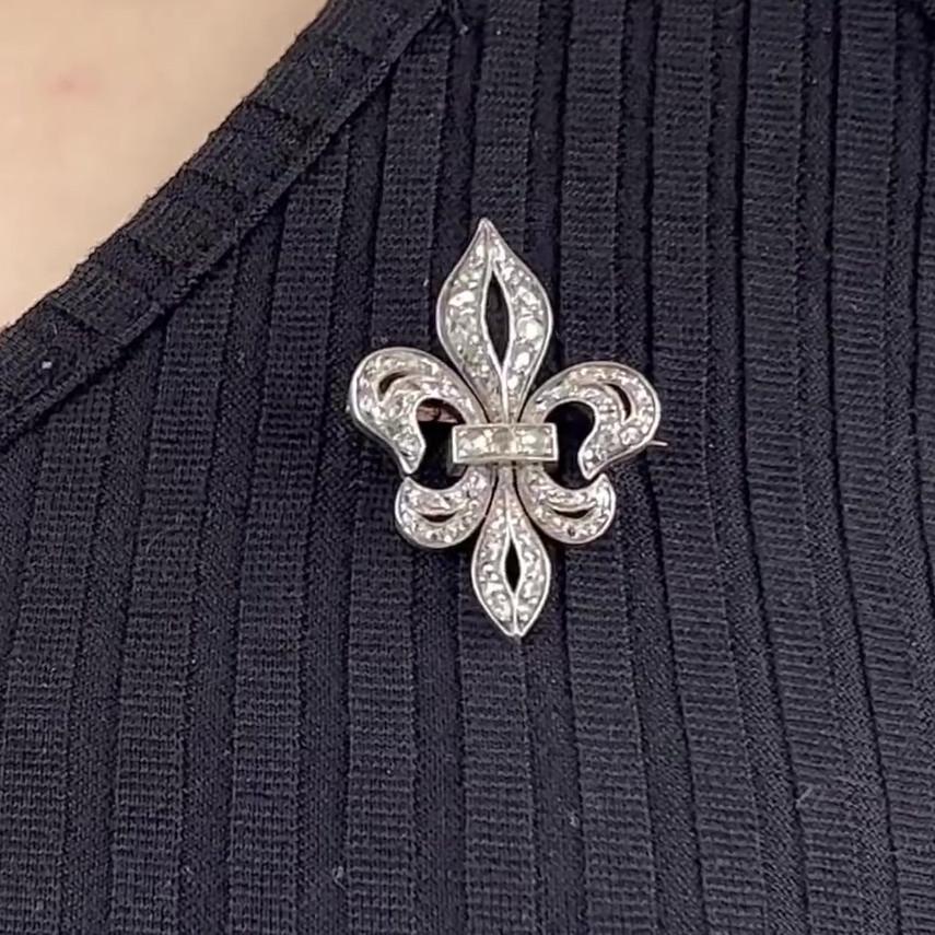 Antique French Rose Cut Diamond 18 Karat Gold Fleur de Lis Brooch In Excellent Condition In Beverly Hills, CA