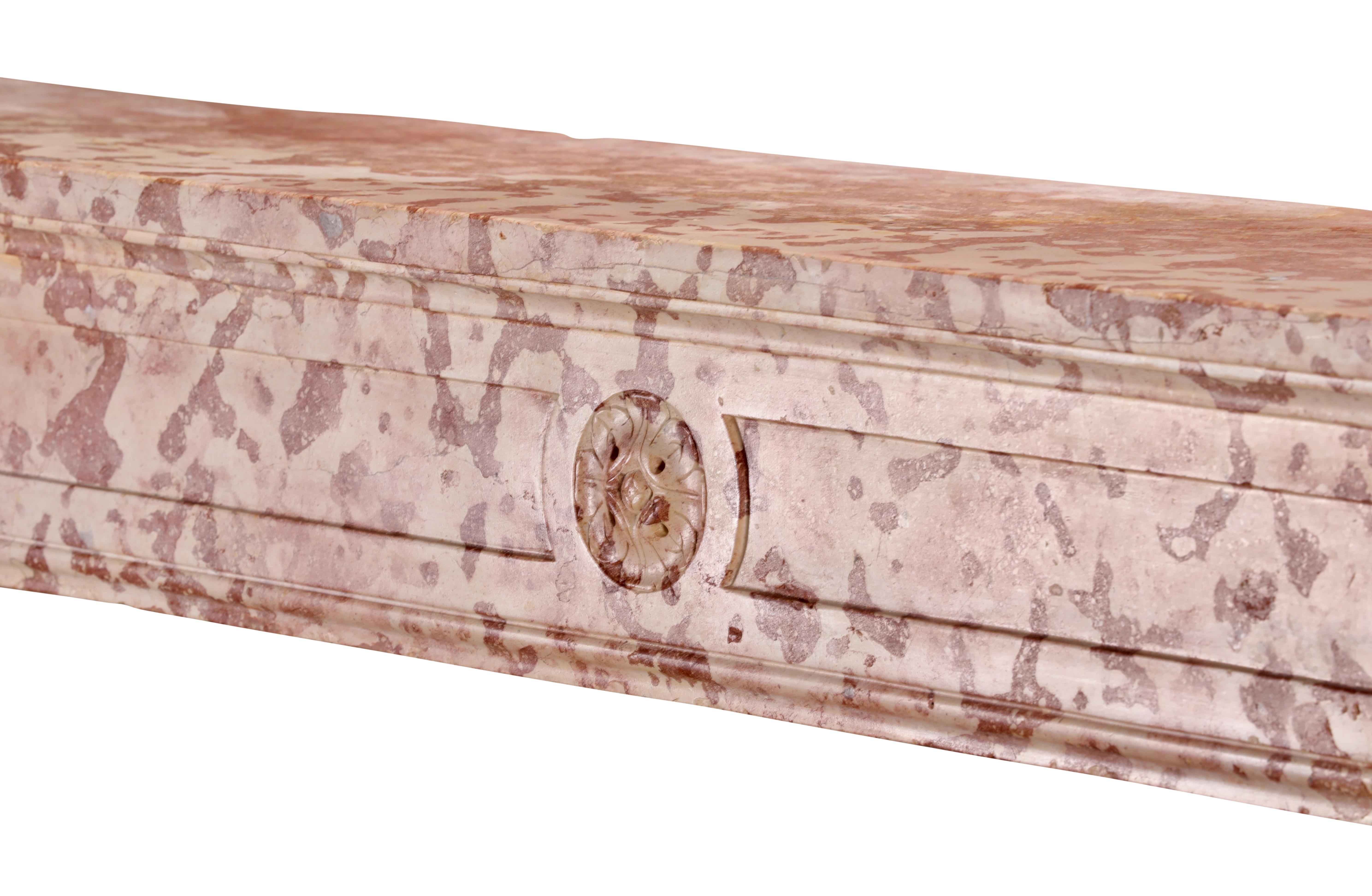 Antique French Rosé Marble Stone Fireplace Surround 18th Century Ever Stylish in vendita 5
