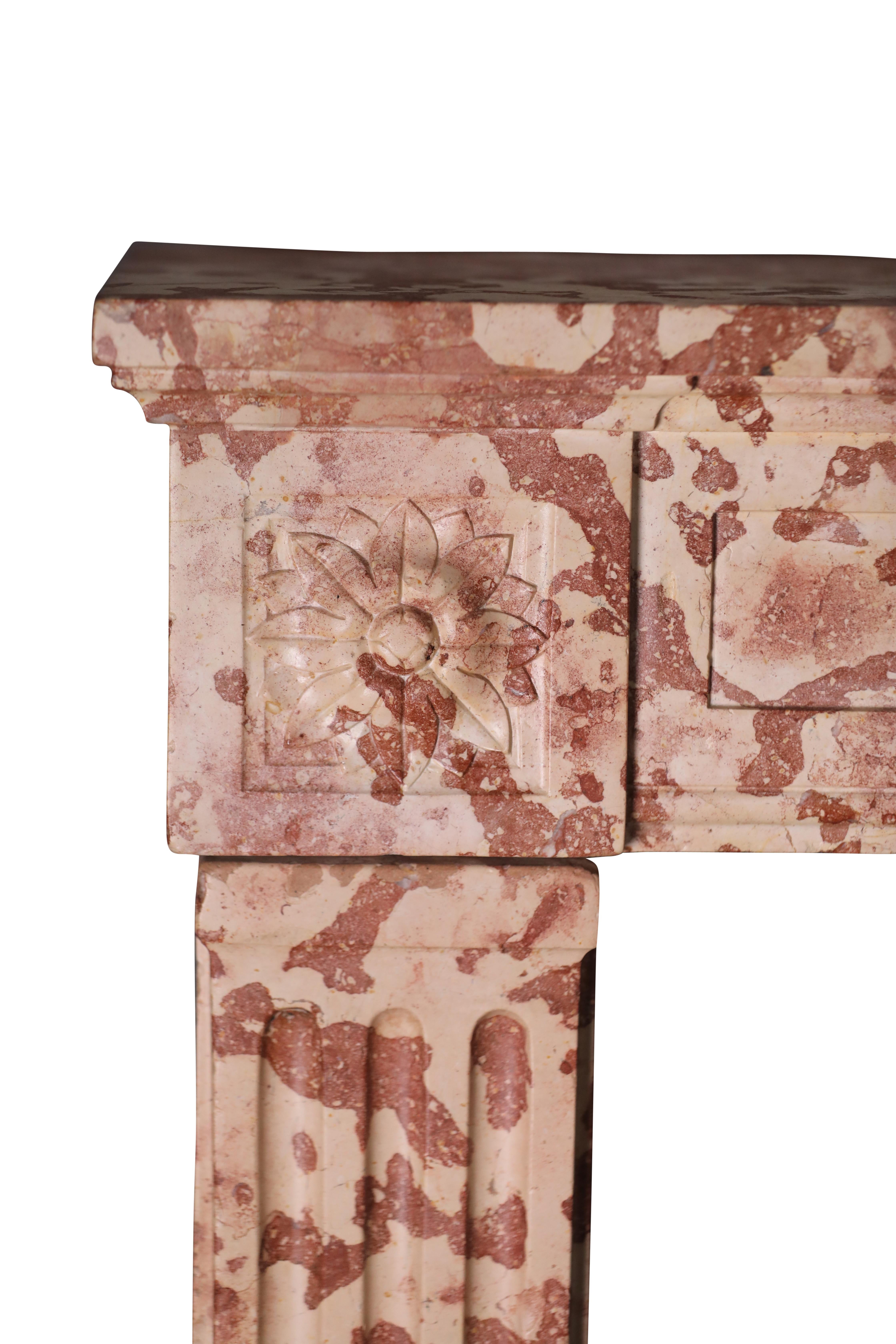 Antique French Rosé Marble Stone Fireplace Surround 18th Century Ever Stylish in vendita 12