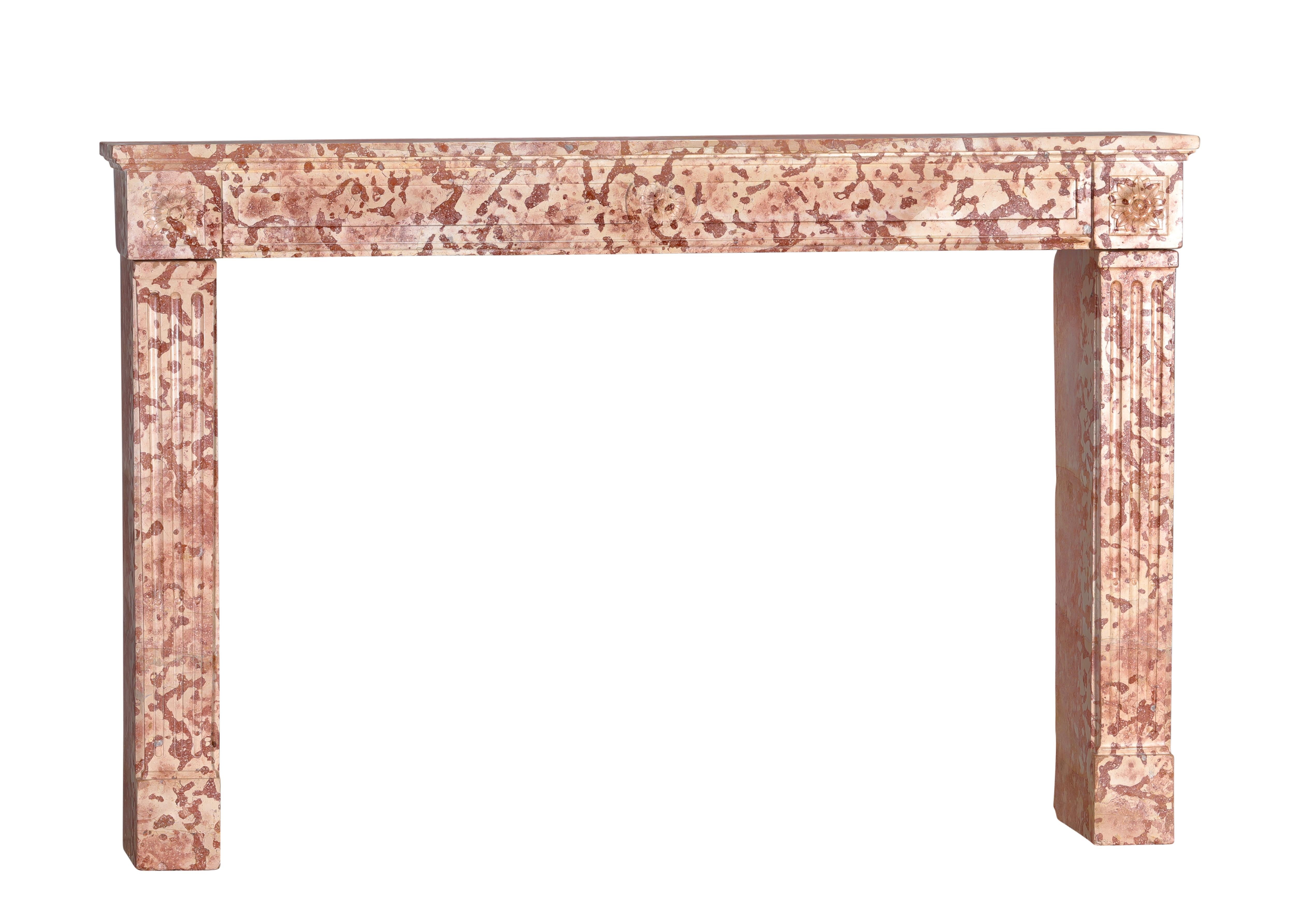 XVIII secolo Antique French Rosé Marble Stone Fireplace Surround 18th Century Ever Stylish in vendita
