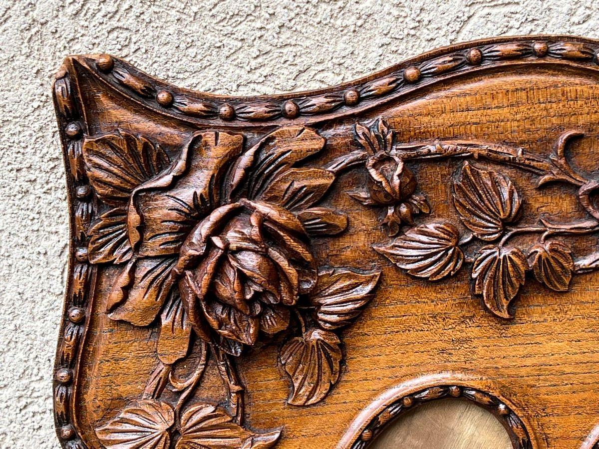Antique French Rose Triple Oval Picture Frame Carved Oak Black Forest, c1890 4