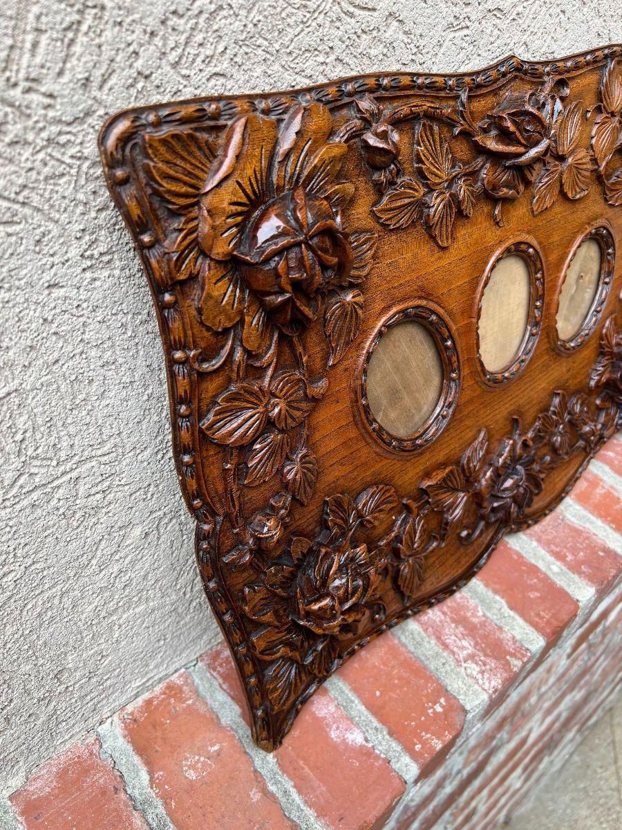 Antique French Rose Triple Oval Picture Frame Carved Oak Black Forest, c1890 10