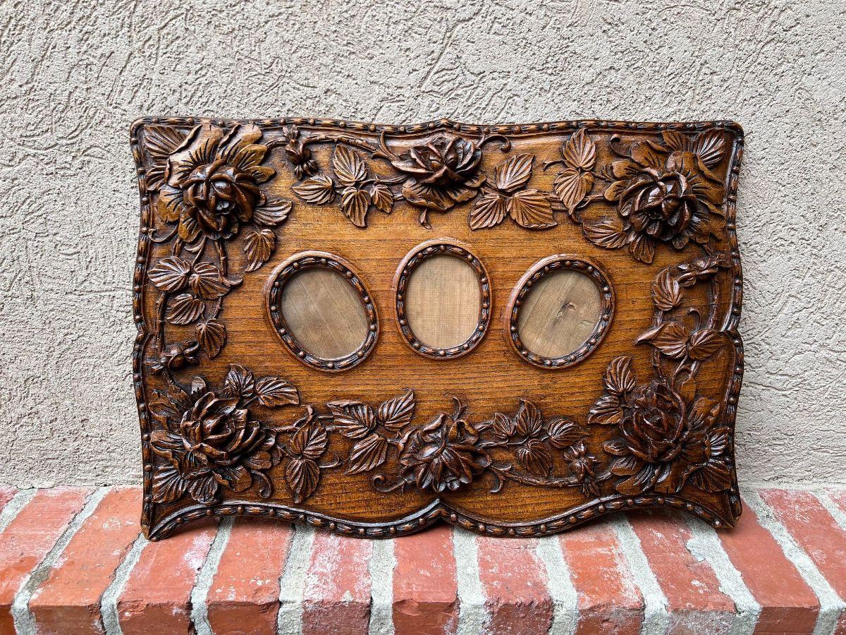 Antique French rose triple oval picture frame carved oak black forest c1890.

 Direct from France, a highly carved antique triple oval picture frame. The large frame has carved serpentine edges to all sides and features six lovely, dimensionally