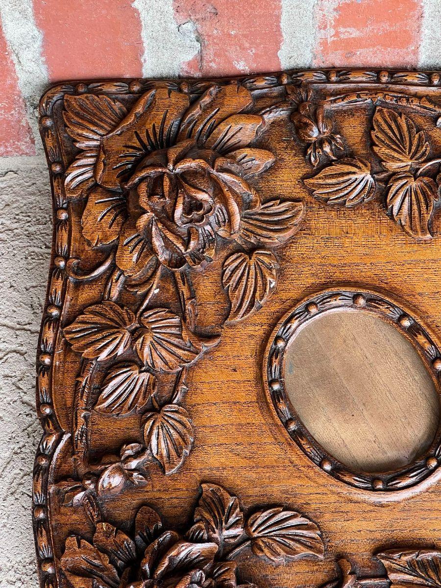 Antique French Rose Triple Oval Picture Frame Carved Oak Black Forest, c1890 3