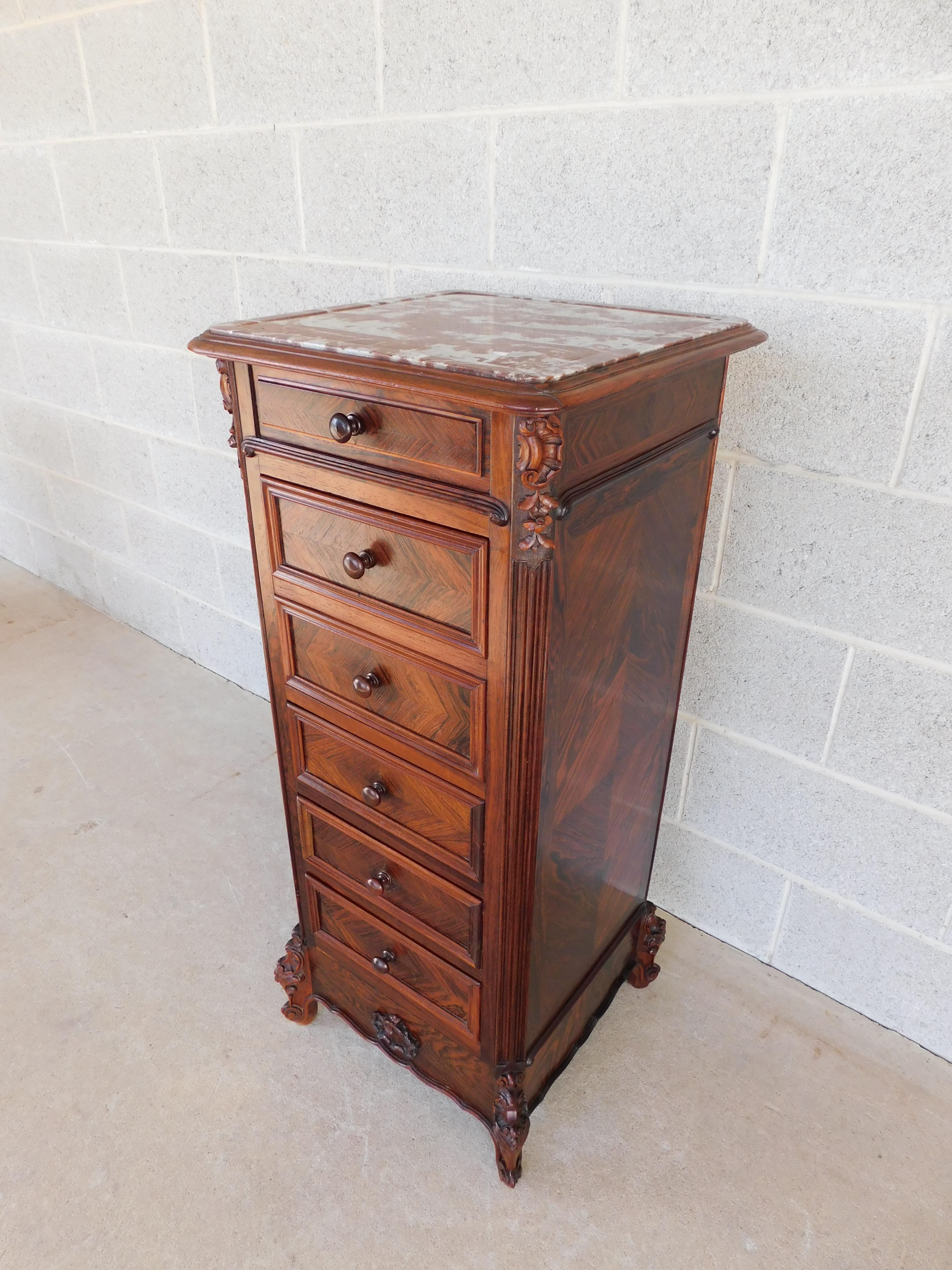 Antique French Rosewood Louis XV Style Humidor In Good Condition For Sale In Parkesburg, PA
