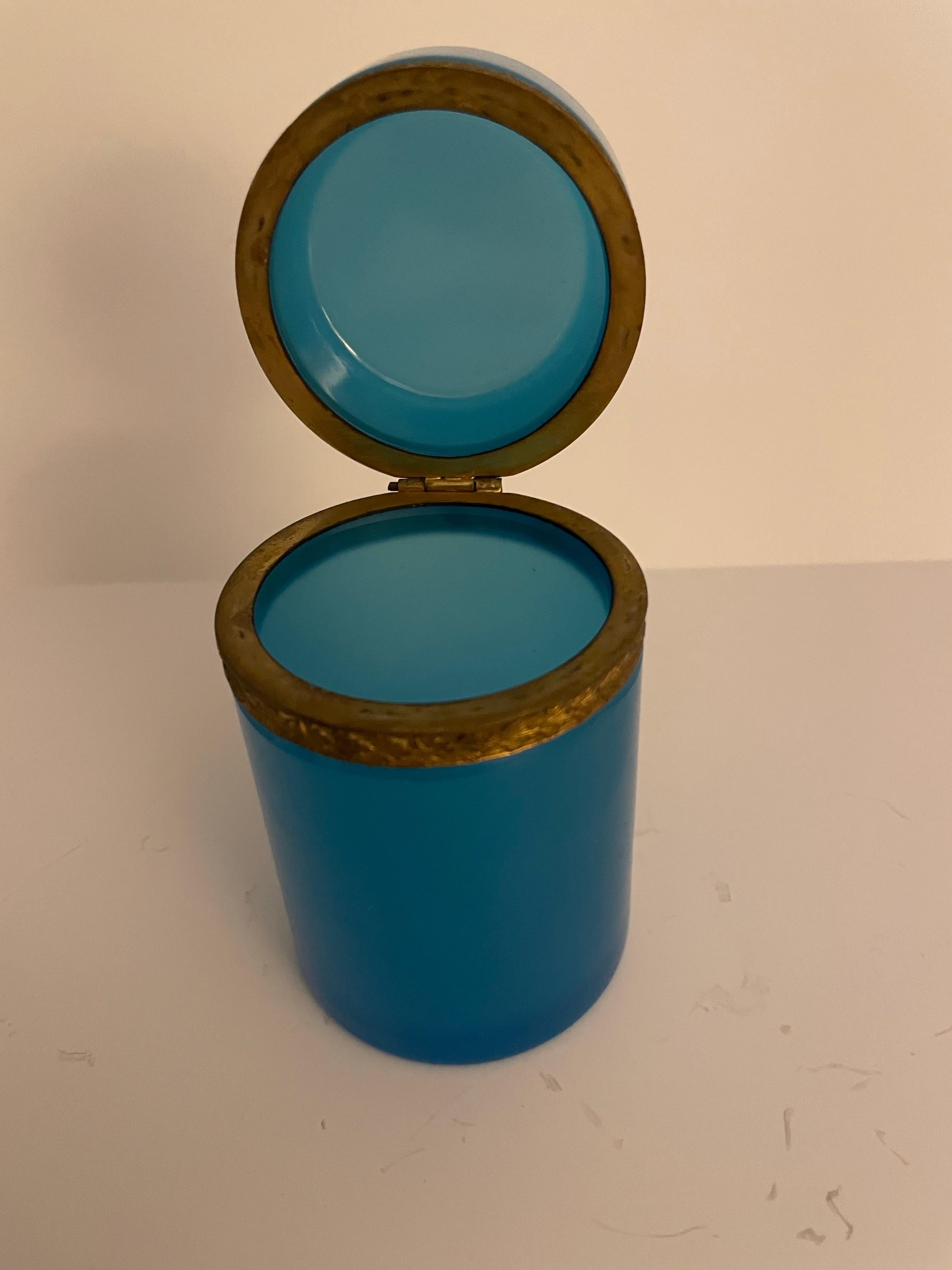 Francese Antique French Round Blue Opaline Glass Box in vendita